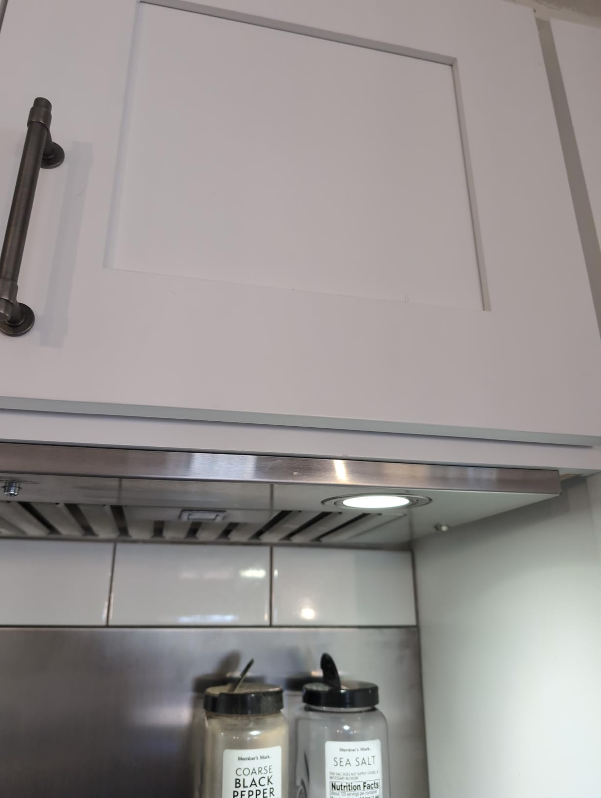 VEVOR Insert Range Hood, 800CFM 3-Speed, 30 Inch Stainless Steel Built-in Kitchen Vent with Push Button Control LED Lights Baffle Filters, Ducted/Ductless Convertible, ETL Listed customer photo 2