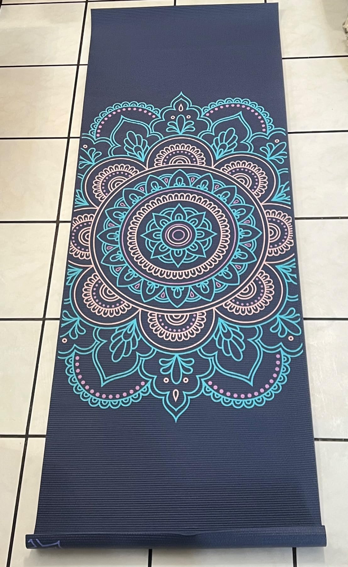 Gaiam Yoga Mat - Premium 6mm Print Reversible Extra Thick Non Slip Exercise & Fitness Mat for All Types of Yoga, Pilates & Floor Workouts (68