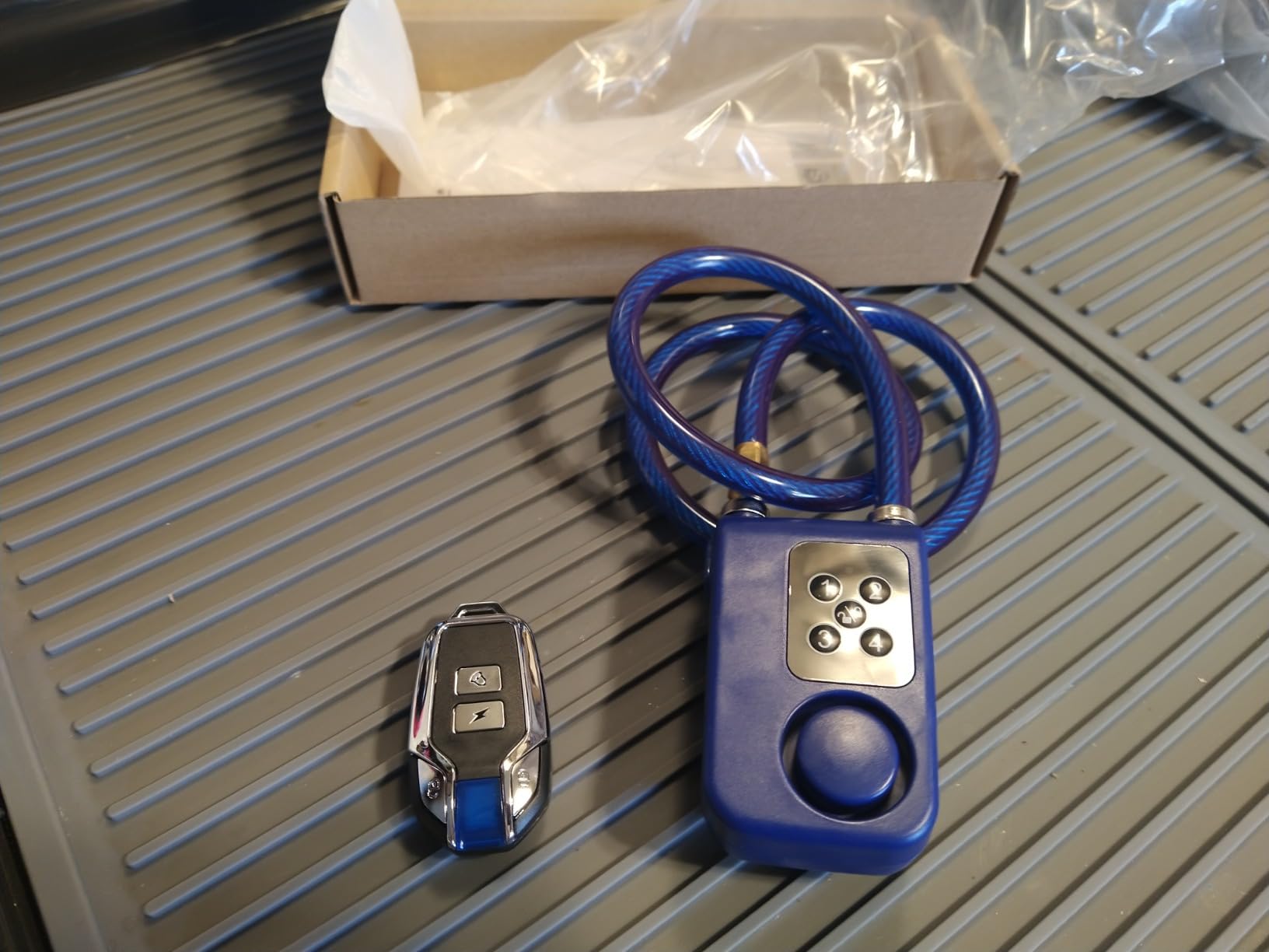 Mengshen Bike Lock with Remote Control Anti-Theft Vibration Alarm IP55 | 31 Inch Cable Length, IP55 Waterproof customer photo 2
