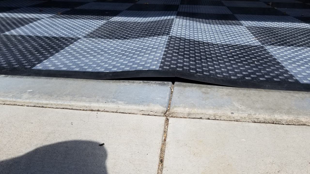 Big Floors RaceDeck TuffShield Diamond Plate Design, Durable Interlocking Modular Garage Flooring Tile (48 Pack), Graphite customer photo 1