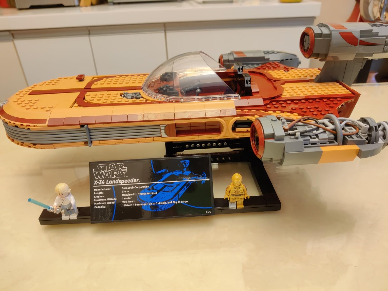 Star Wars Luke Skywalker's Landspeeder 75341, Ultimate Collector Series Star Wars Building Kit for Adults, Includes Luke Skywalker Lightsaber and C-3PO Minifigure, Gift Idea for Star Wars Fans customer photo 2