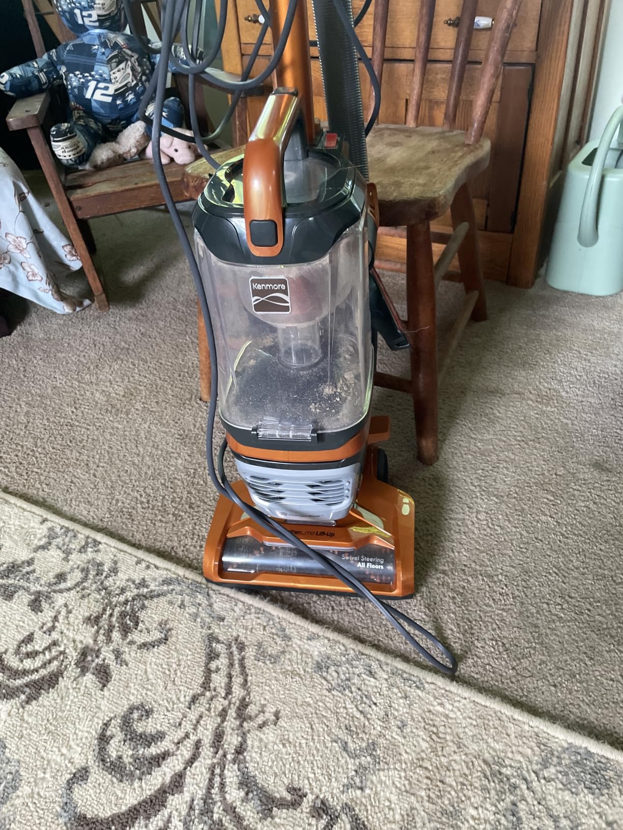 Kenmore Featherlite Lift-Up Bagless Upright Vacuum - 2-Motor Power Suction, Lightweight Carpet Cleaner with HEPA Filter, 2 Cleaning Tools for Pet Hair, Hard Floor - DU4080 customer photo 2