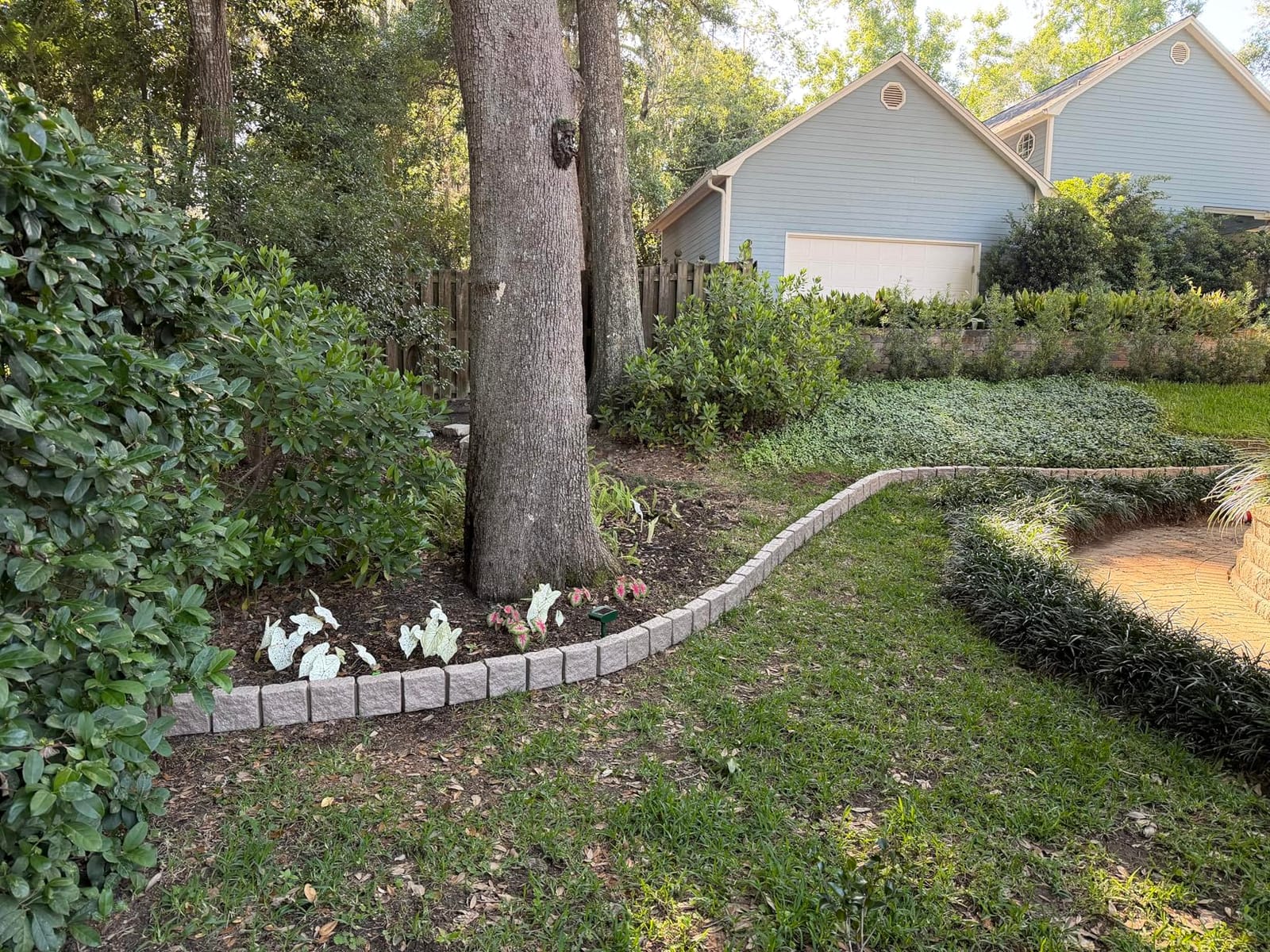Landscape Edging | Garden Edging Border | Polyrock Blocks for Lawn Edging, Flower Beds & Yard Edging - 1 Pack | Each Section Has 6 Blocks 48