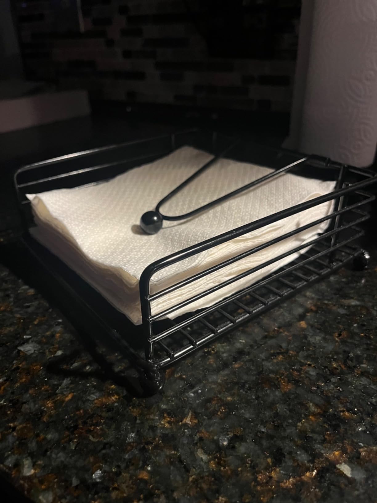 hiwafifi Napkin Holder for Table, Flat Napkin Dispenser with Weighted Arm, Square Cocktail Paper Holder of Elegant Rustic Iron for Kitchen Dining Room Decor Restaurant Farmhouse Hotel Party, Black customer photo 1