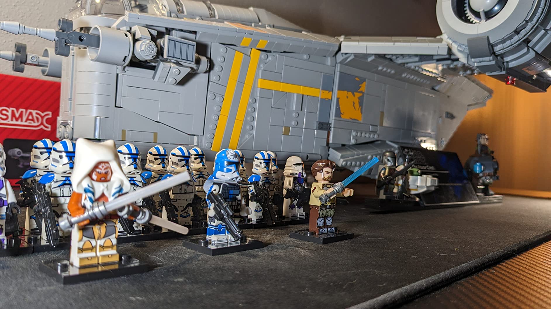 Star Wars The Razor Crest UCS Set, Ultimate Collectors Series Starship Model Kit for Adults, Large Iconic The Mandalorian Memorabilia Collectable, 75331 customer photo 1