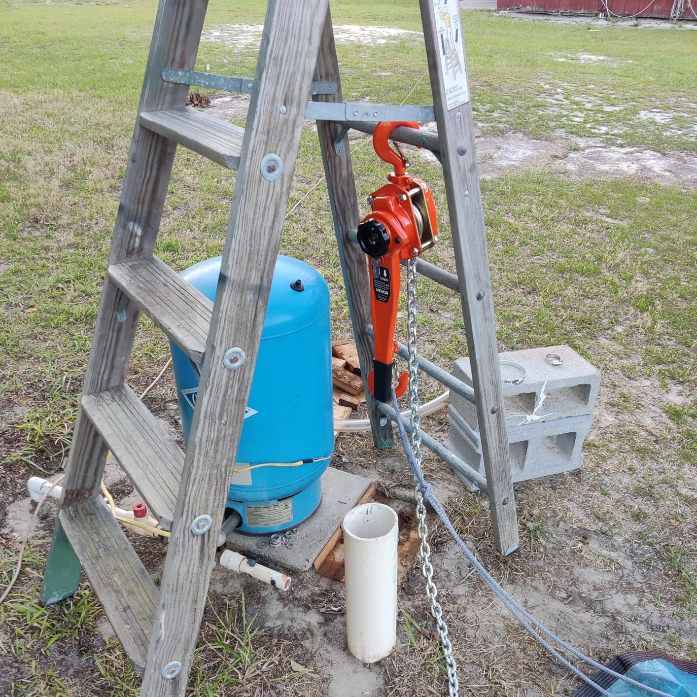 VEVOR Deep Well Submersible Pump, 3HP 230V/60Hz, 37GPM 640 ft Head, with 33 ft Cord & External Control Box, 4