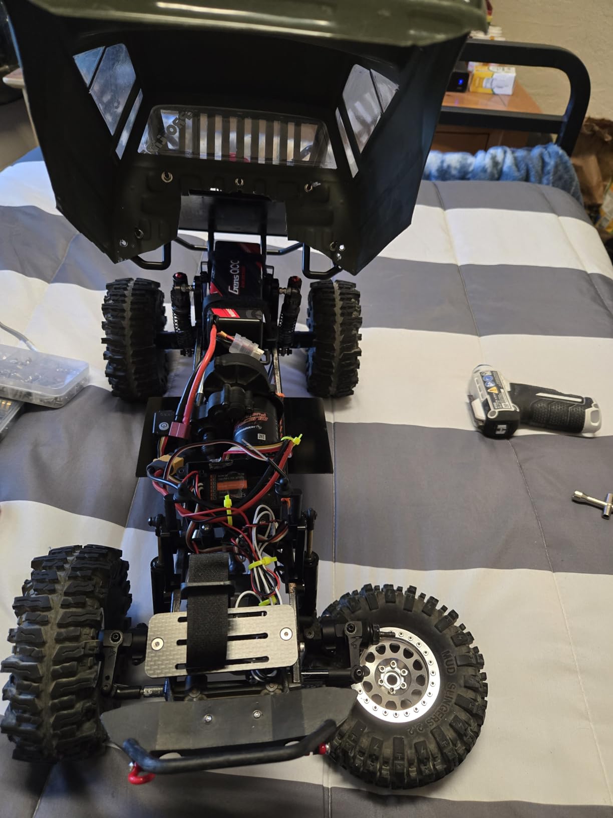 Carbon Fiber Battery Tray ESC Receiver Mount for 1/10 SCX10 RC Crawler Cheater Rigs LCG Chassis Lower Center of Gravity Rails customer photo 1