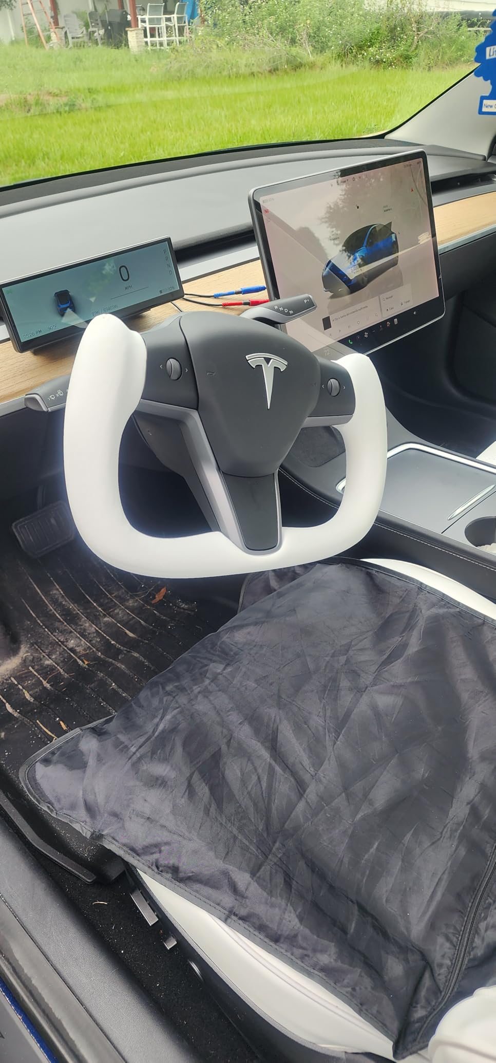 ZIMABLUE Yoke Steering Wheel for Model 3/Y-2017-2023 Steering Wheel with Heating Function Compatible with Tesla Model 3 Y customer photo 1