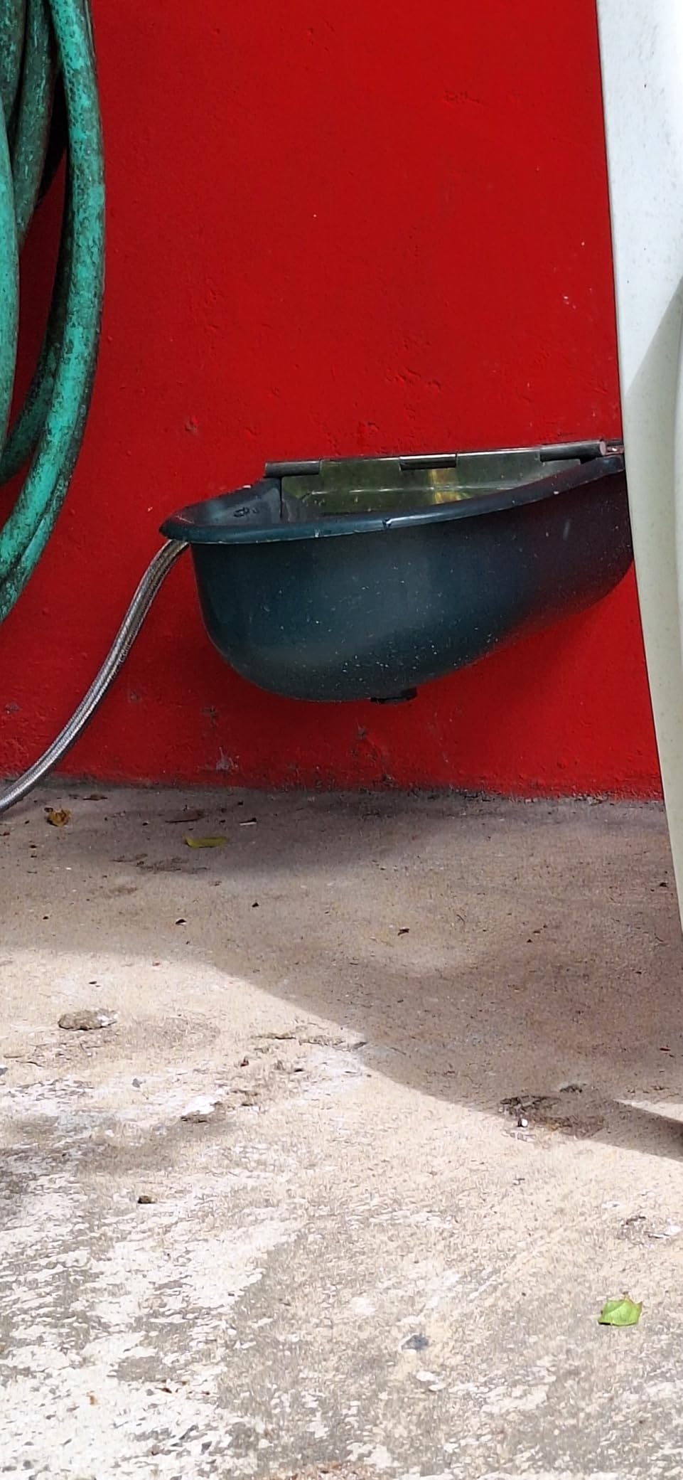 Automatic Water Bowl, Livestock Waterer for Cattle Dog Horse Goat Sheep, Outdoor Animal Drinking Water Trough Bowl with Float Valve (39.37 Inch Pipe) customer photo 2