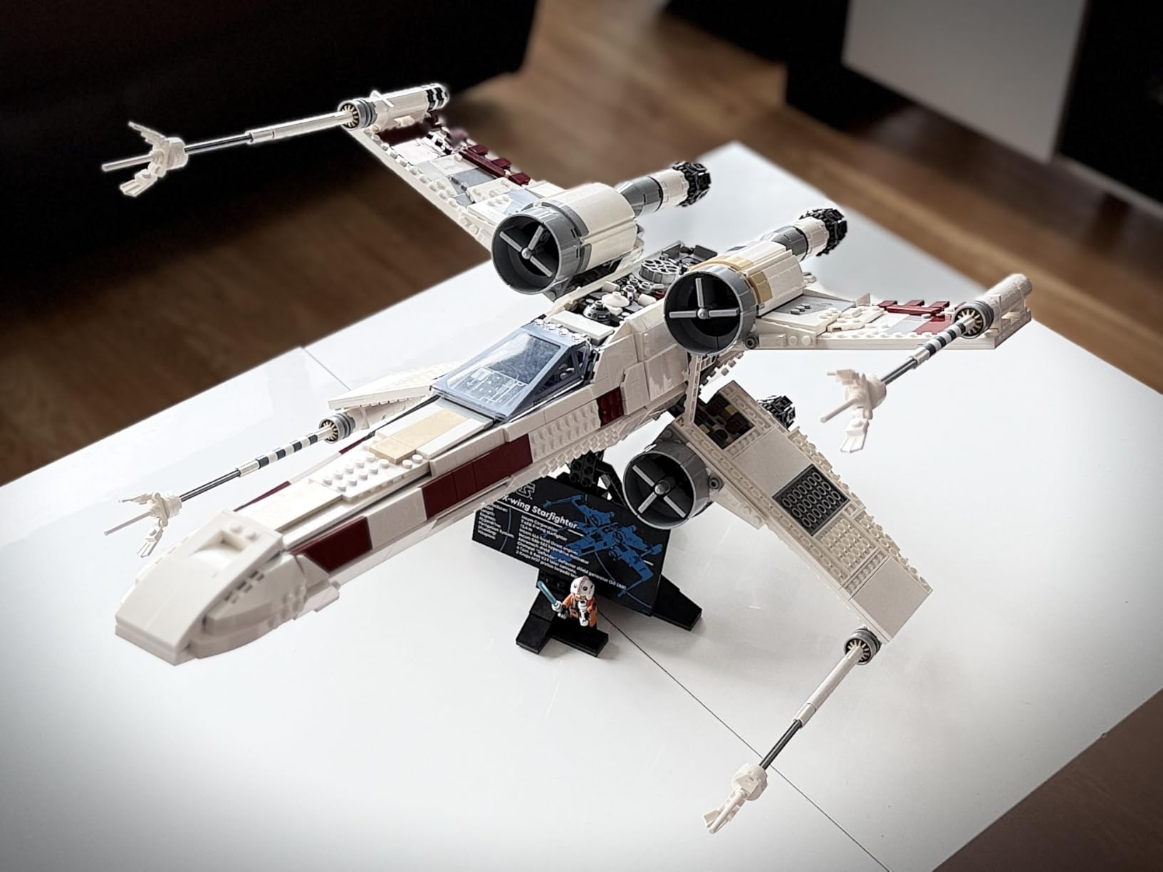 Star Wars Ultimate Collector Series X-Wing Starfighter Building Set for Adults, Star Wars Collectible for Build and Display with Luke Skywalker Minifigure, Fun Gift Idea for Fans, 75355 customer photo 2