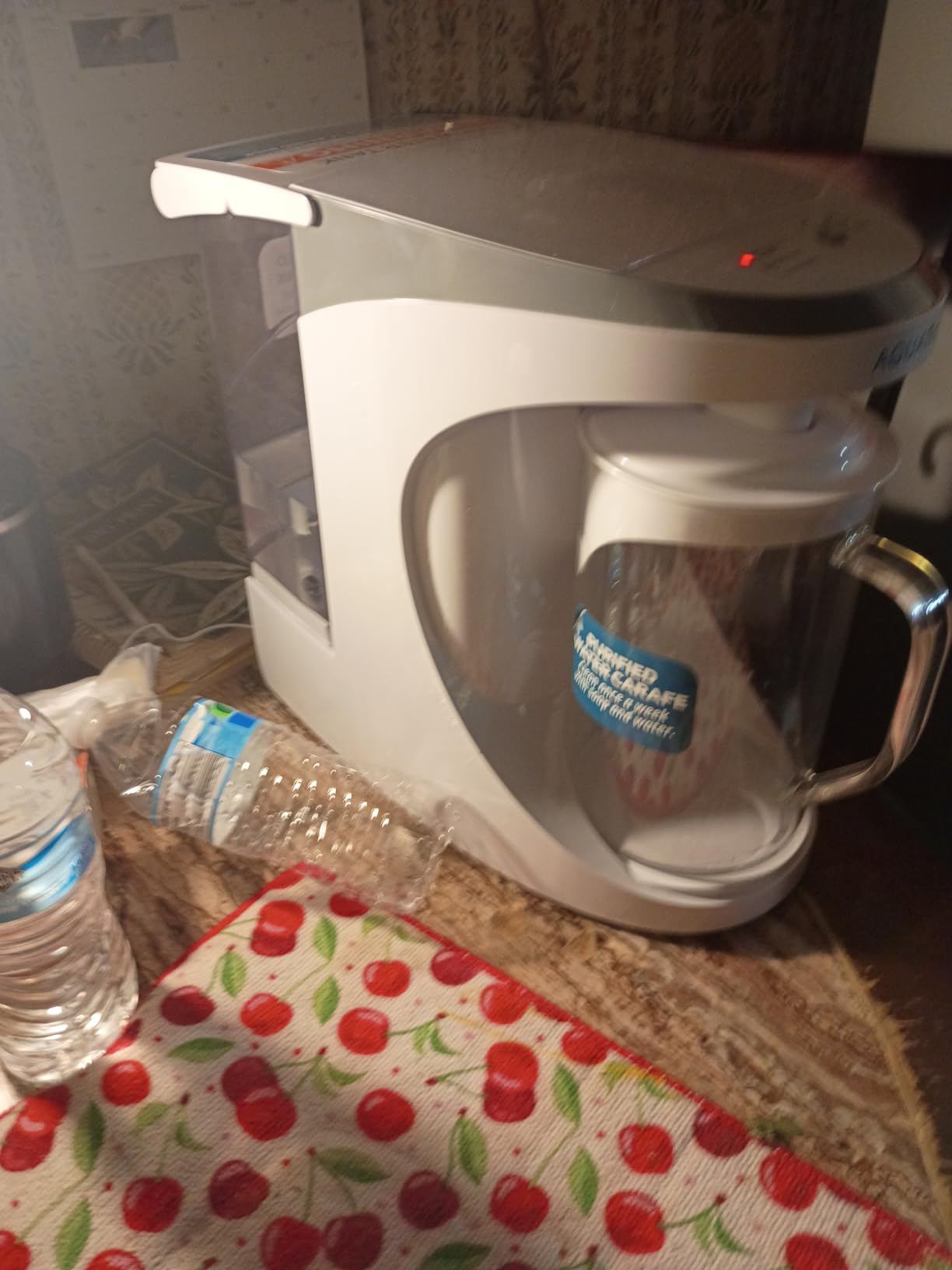 AquaTru Glass Carafe | Countertop Reverse Osmosis Water Filter Countertop RO System Water Purifier | 4 Stage Reverse Osmosis Filtration | Removes 84 Contaminants Like PFOA + PFOS, Lead, Microplastics customer photo 1