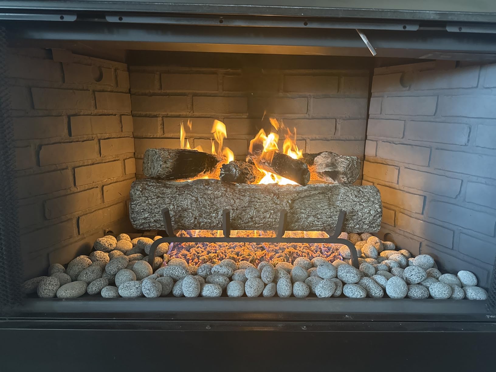 Peterson Fyreside 24-inch Live Oak Log Set with Vented Burner and Gas Connection Kit. Match Lit (Natural Gas Only) customer photo 1