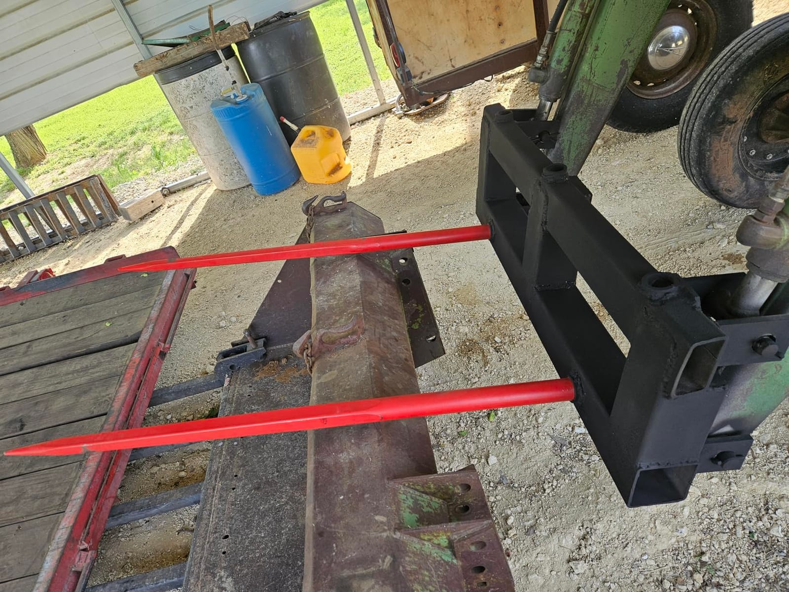 VEVOR Pair Hay Spear 49