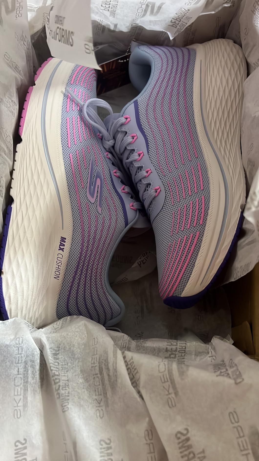 Skechers Women's Max Cushioning Elite 2.0 | Max Cushioning, Air-Cooled Goga Mat Insole, Ultra Go Midsole, Natural Rocker Technology, Machine Washable customer photo 1