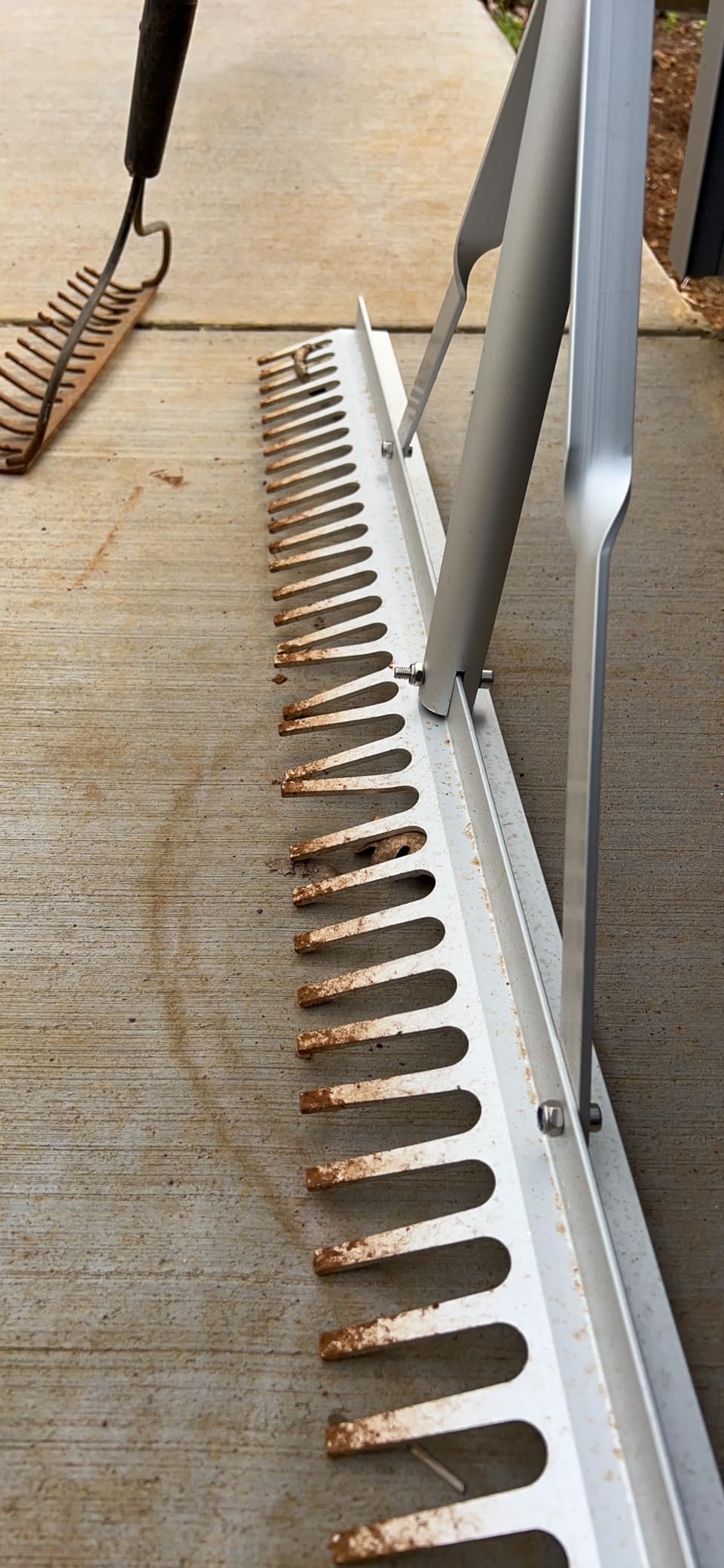 VEVOR Landscape Rake, 36