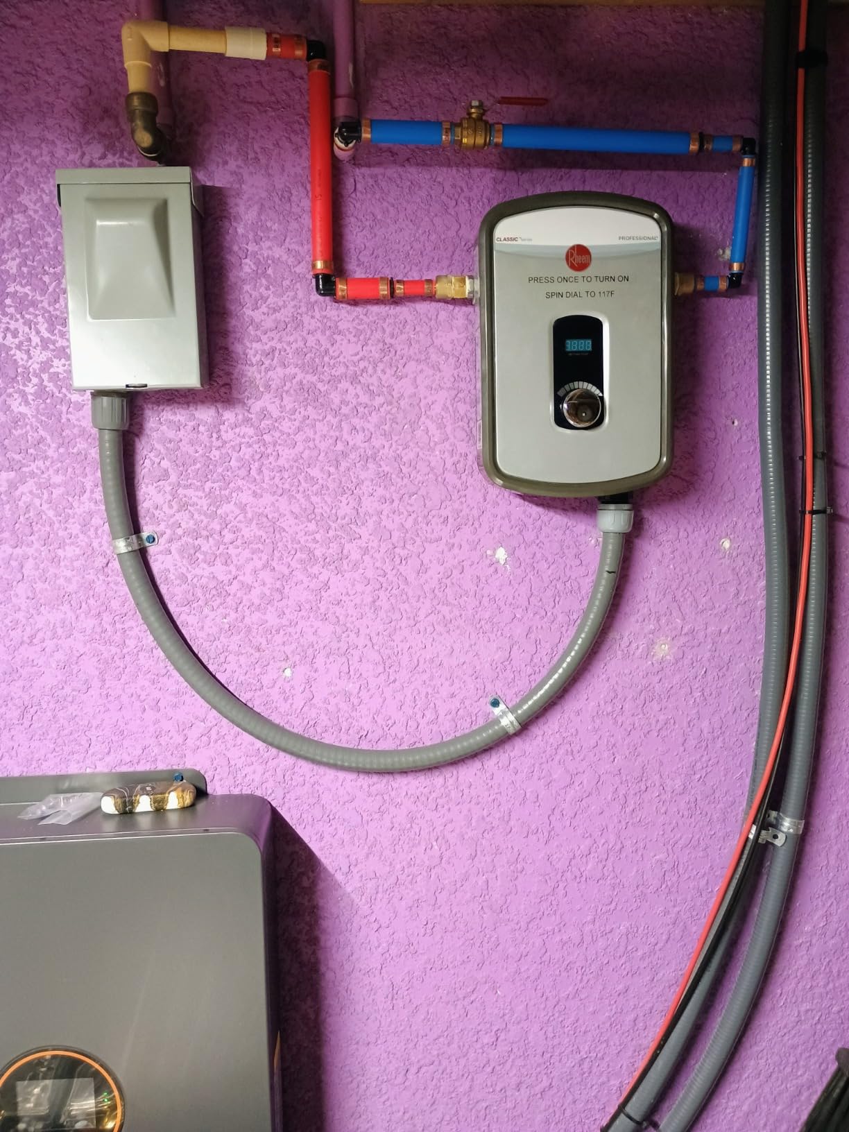 Rheem 6.5kW 240V Point of Use Thermostatic Tankless Electric Water Heater customer photo 1