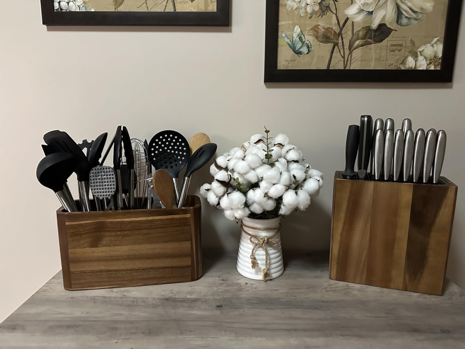 KITCHENDAO XL Acacia Wood Universal Knife Block with Slots for Scissors and Sharpening Rod, Safe, Space Saver Knives Storage Stand Display without Knives, Unique Slot Design to Protect Blade customer photo 2