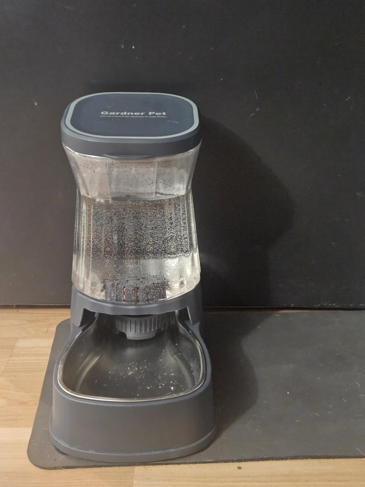Gardner Pet Automatic Dog Water Dispenser Gravity Stainless Steel Water Waterer Feeder, 100% BPA-Free Large Capacity Water Feeding Bowls for Medium & Large-Sized Dogs Cats Other Pets -(1 Gallon) customer photo 1