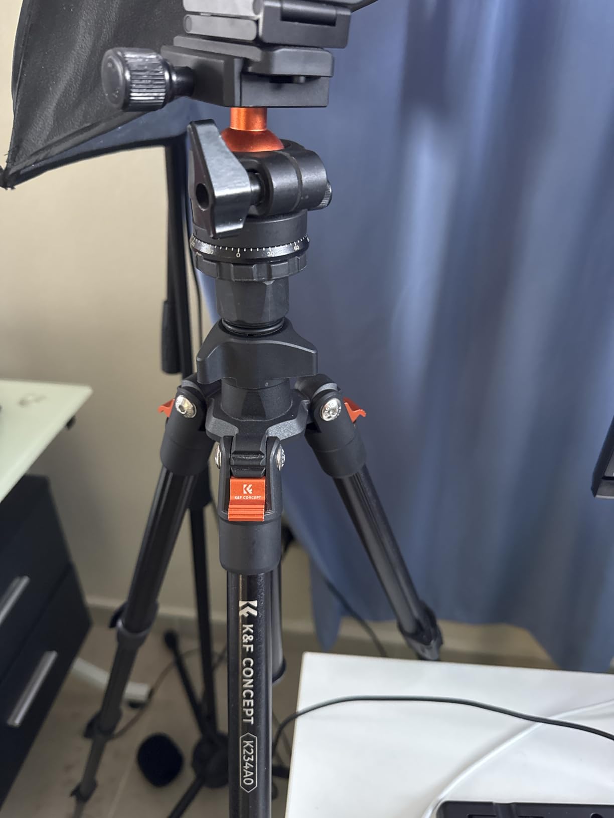 K&F Concept 76 in Overhead Camera Tripod | Rotatable Multi-Angle Center Column, Lightweight, 360 Degree Ball Head, Load Capacity 8kg/17.6lbs. O234A1+BH-36 customer photo 1