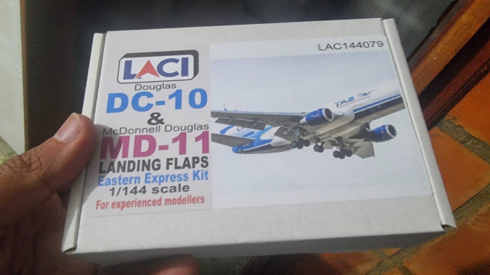 LACI 144079 1/144 Douglas DC-10 & MD-11 Landing Flaps for Eastern Express Resin Aircraft Accessory Kit customer photo 1