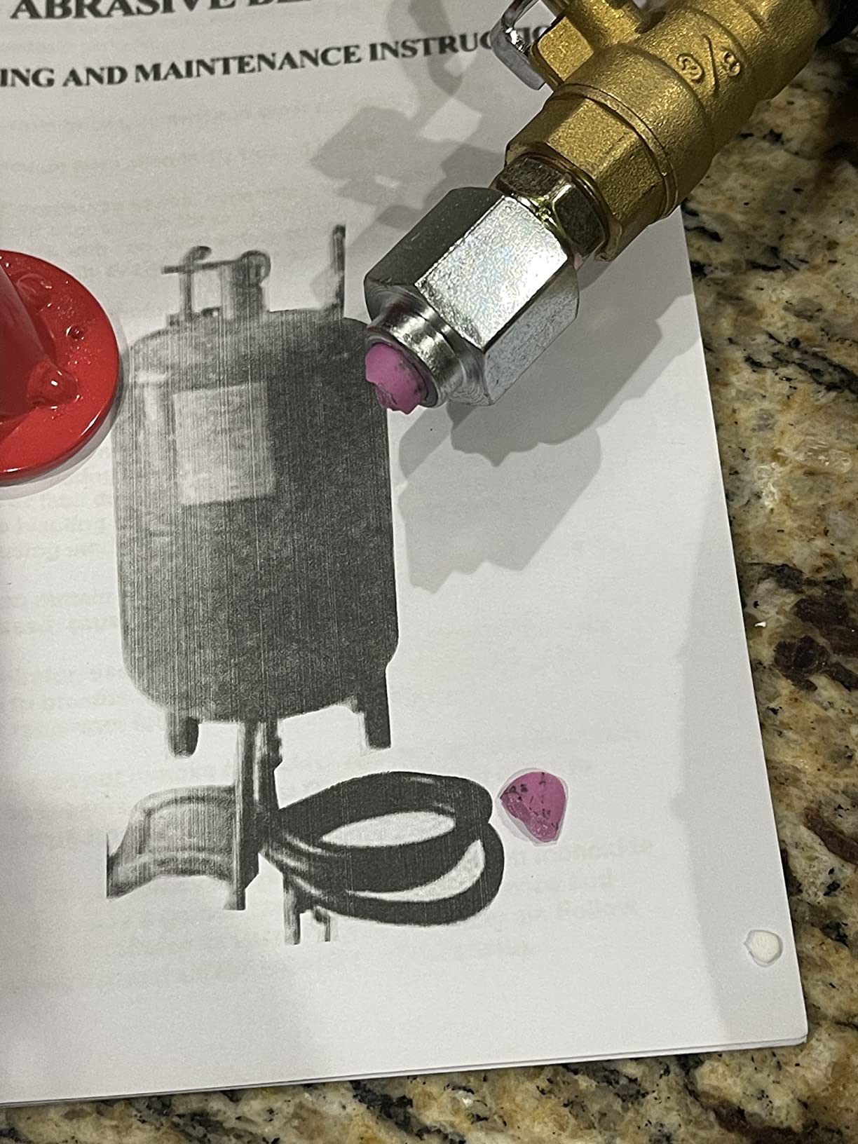 VEVOR 5 Gallon Sand Blaster, 60-110 PSI High Pressure Sandblaster, Portable Abrasive Blasting Tank, Air Sand Blasting Kit with 4 Ceramic Nozzles and Oil-Water Separator for Paint, Stain, Rust Removal customer photo 1