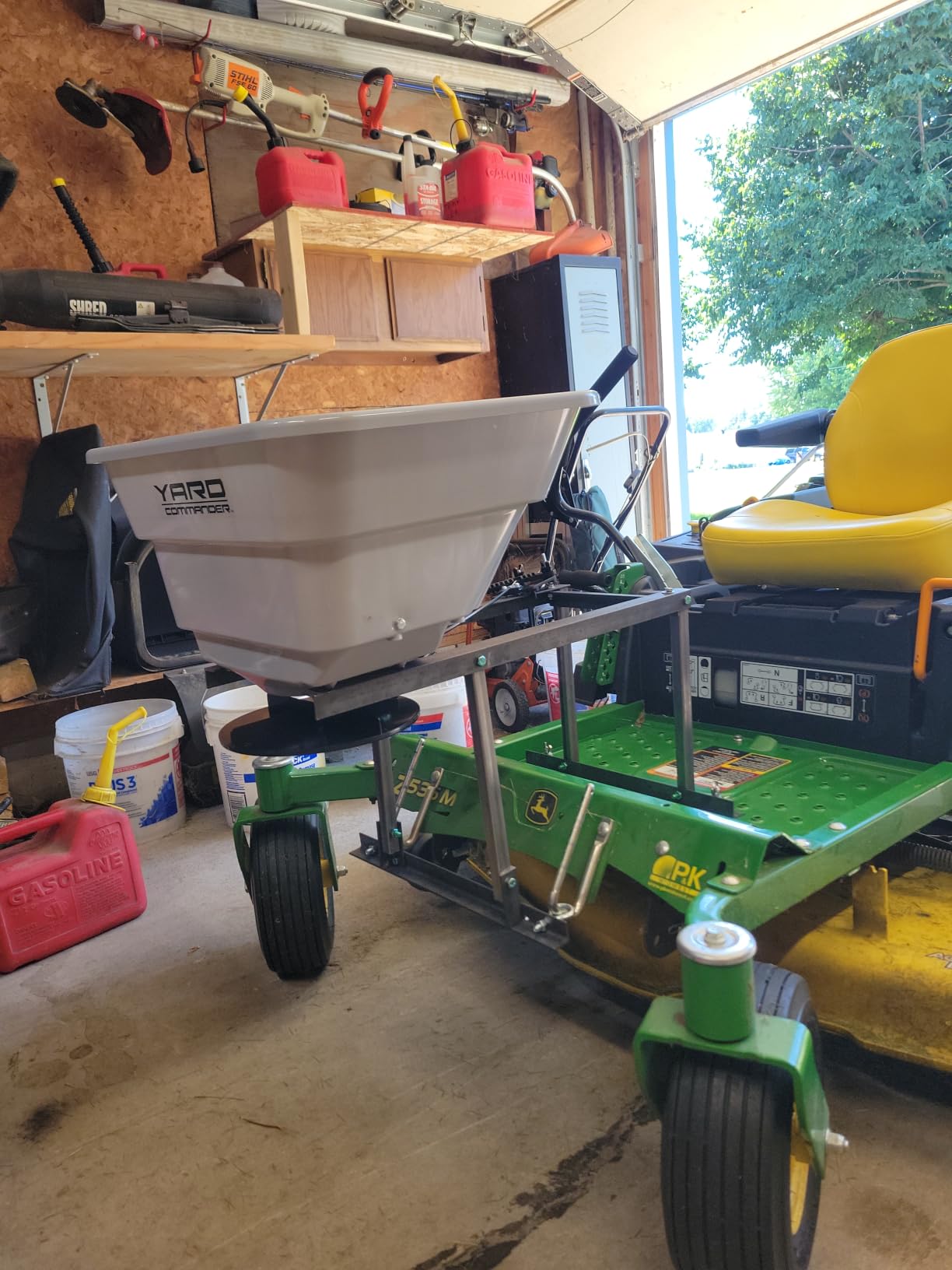 80 LB ATV/UTV Broadcast Spreader - 12-Volt Heavy Duty Motor customer photo 1