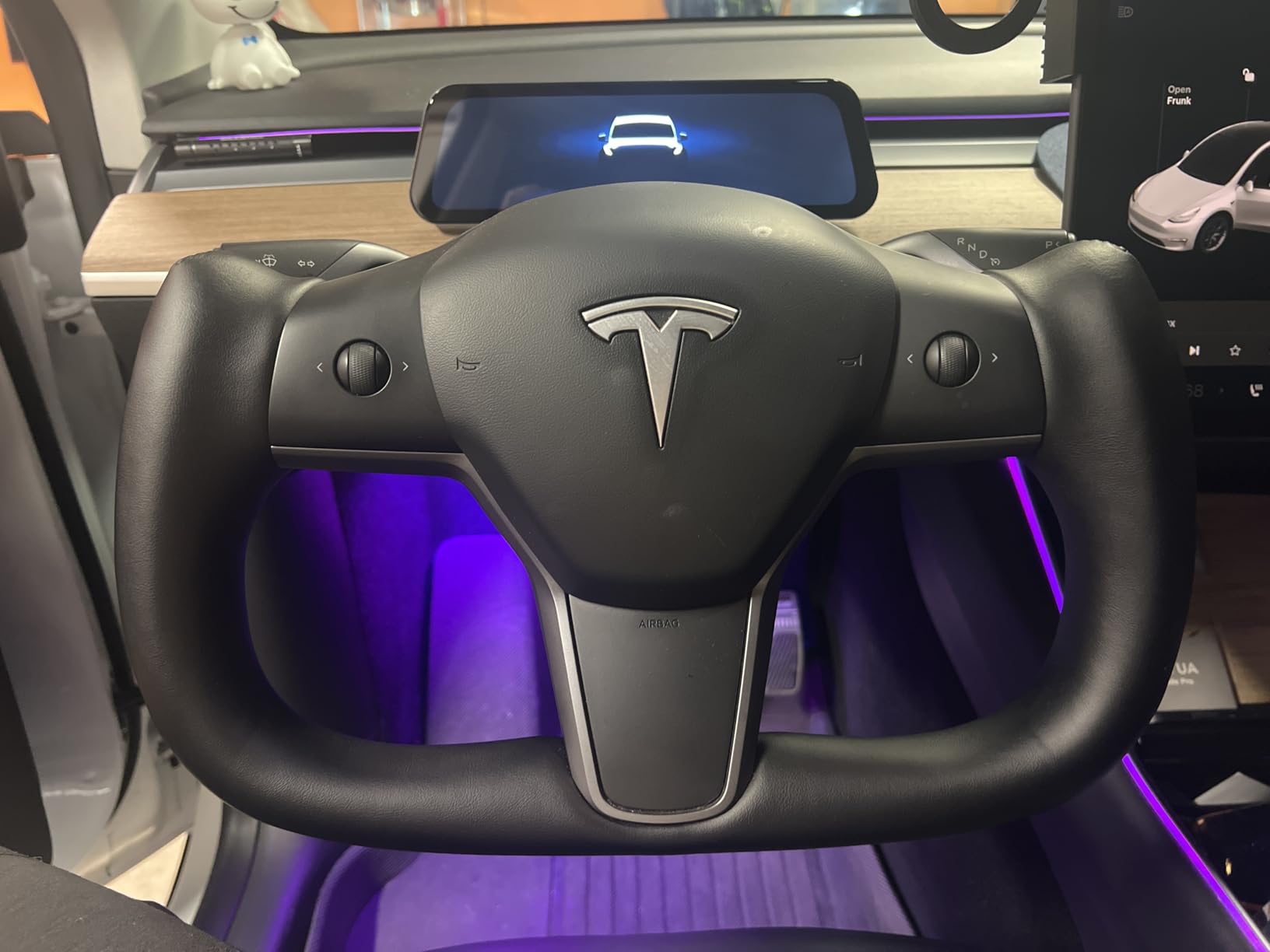 ZIMABLUE Yoke Steering Wheel Personalized Yoke Steering Wheel, Nappa Leather with Side Matte Carbon Fiber without Front Trim for Tesla Model 3 2017-2023, Model Y 2019-2024 With Heating Function customer photo 1