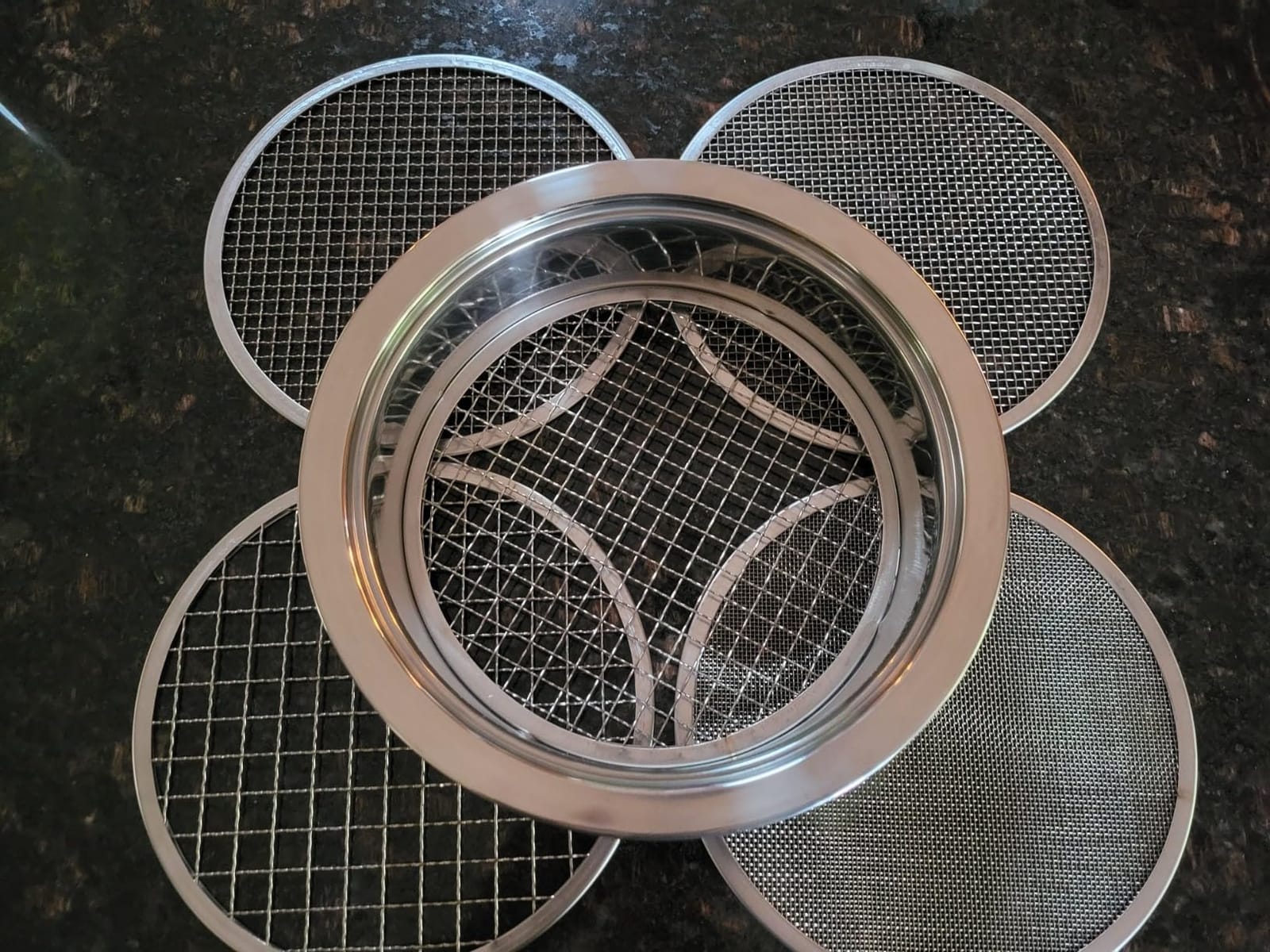 Soil Sieve Set Garden Soil Sifter Stainless Steel Mesh Sifter,Compost Sifter with 1,3,6,9,12mm Sieve Mesh and Bonsai Soil Scoop customer photo 2