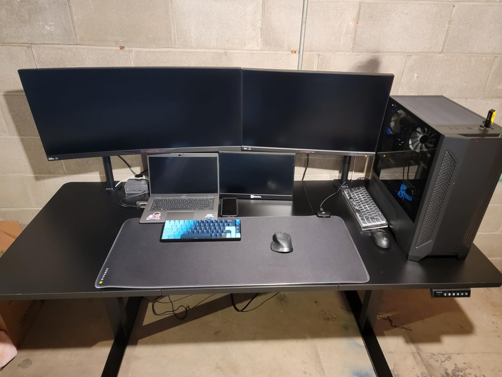 HUANUO 71 x 35 Inch Large Electric Standing Desk, Brushless Motor, Black, 35 Inch Deep Desktop, 220 lb Capacity, 4 Memory Presets, Cable Tray, Dual Hooks, Height 27.9-46.5 Inch customer photo 1