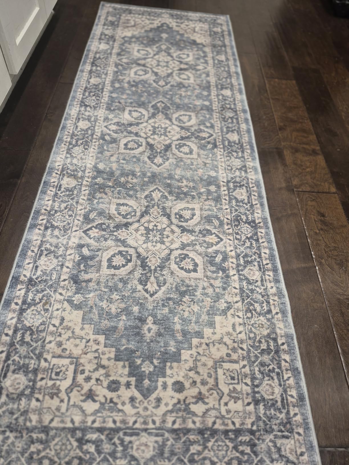 AMADA HOMEFURNISHING 9x12 Washable Area Rug, Low-Profile Large Area Rug with Non-Slip Backing & Durable Edge Binding, Vintage Large Rugs for Living Room, Bedroom & Dinning Room customer photo 2