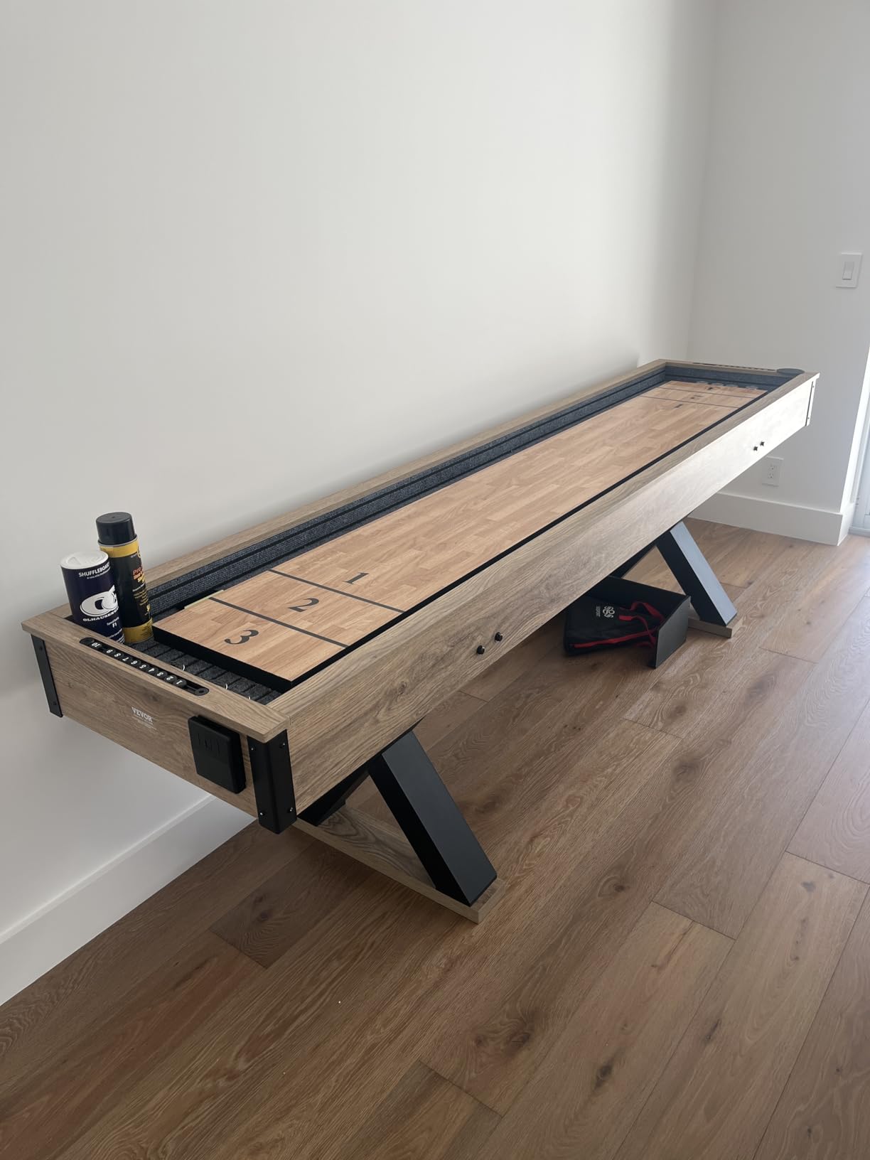 VEVOR 7ft 9ft 12ft Shuffleboard Table for Family Game Room with Scratch-Resistant Playfield, 8 Pucks, Wax, Brush customer photo 1