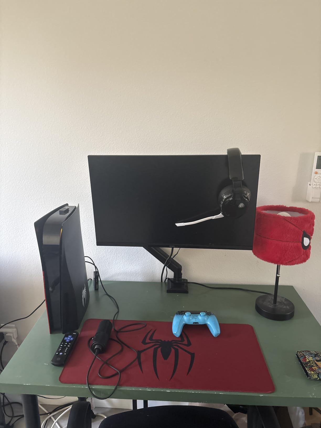 WALI Adjustable Single Monitor Arm for 13-34 inch Screens, up to 26.4 lbs | Single Monitor Desk Mount, Full Motion with Tilt, Swivel, Rotation, C-Clamp & Grommet Base, VESA 75/100mm (GSMP001N), Black customer photo 1