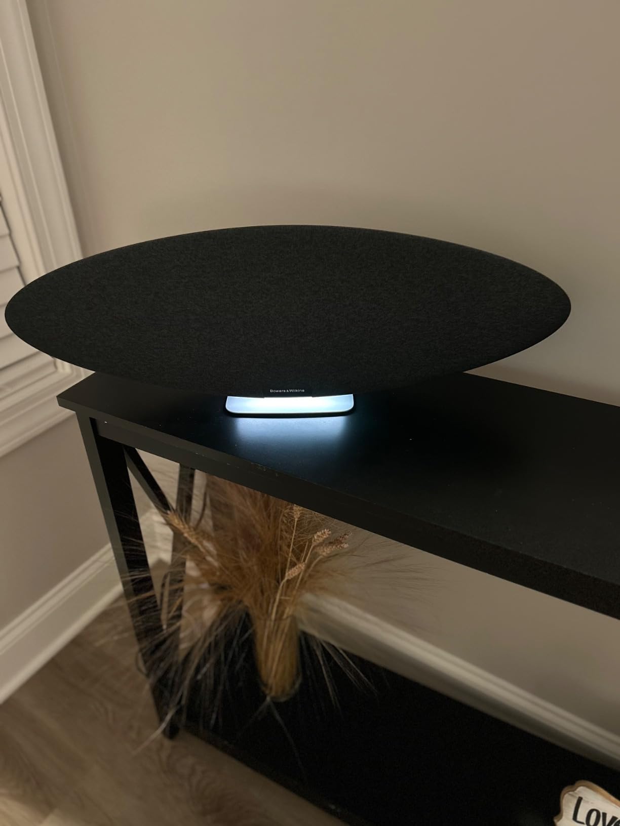 Bowers & Wilkins Zeppelin Pro Edition Wireless Speaker, Space Grey | Large Bluetooth Speaker, 5 Drivers Including Subwoofer, Bluetooth Streaming, AirPlay 2 & Spotify Connect, Multiroom Support customer photo 1