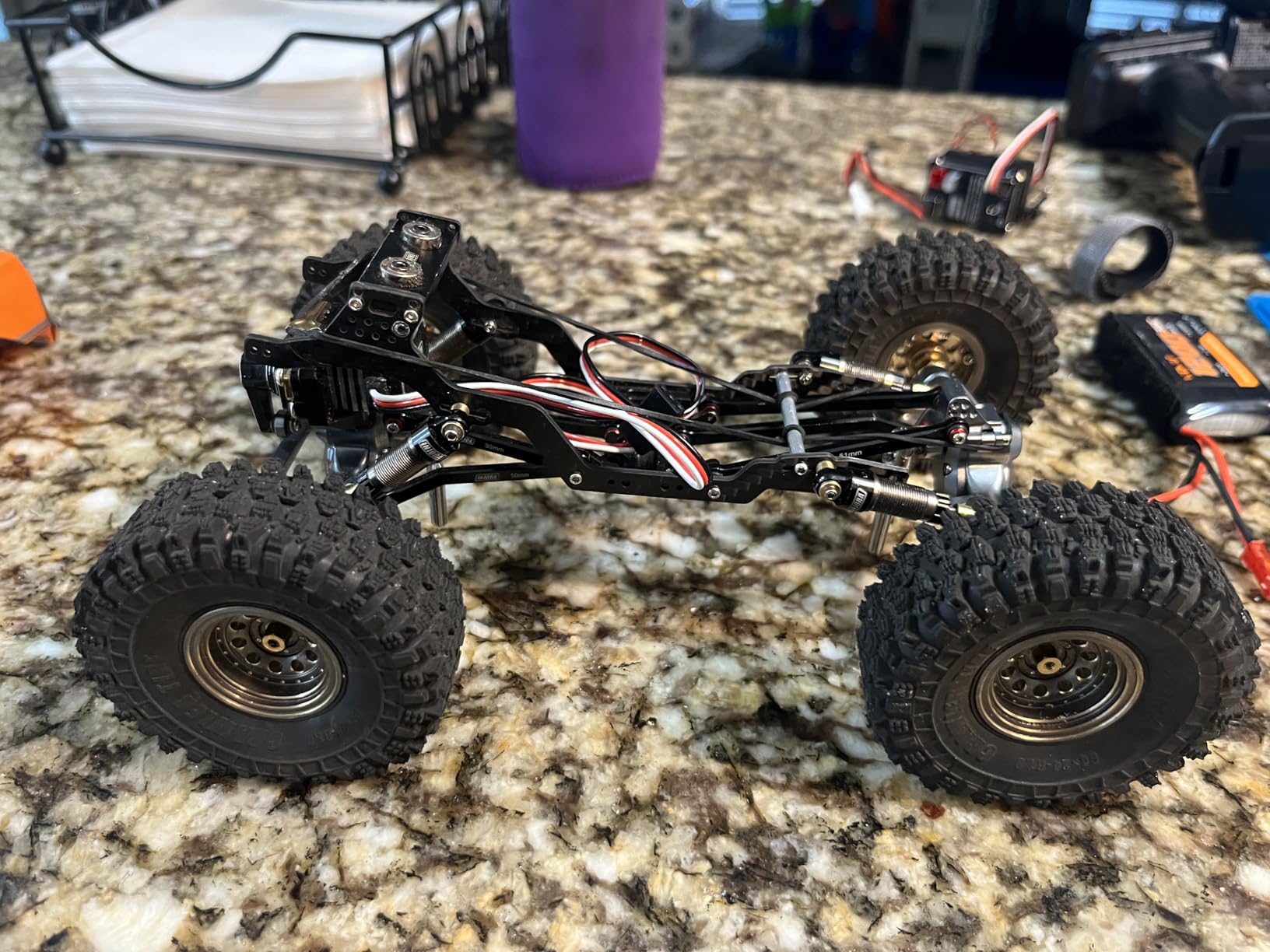 INJORA Carbon Fiber Universal LCG Chassis Kit for Axial SCX24 Upgrade customer photo 1