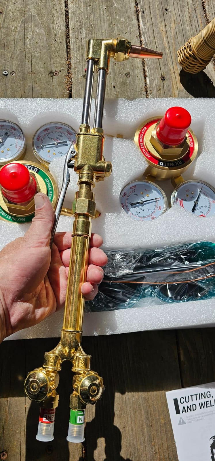 RX WELD Heavy Duty Oxy Acetylene Torch Kit with Check Valves, CA2460 Cutting Attachment, 8-MFA Heating Nozzles, Welding Nozzles customer photo 1