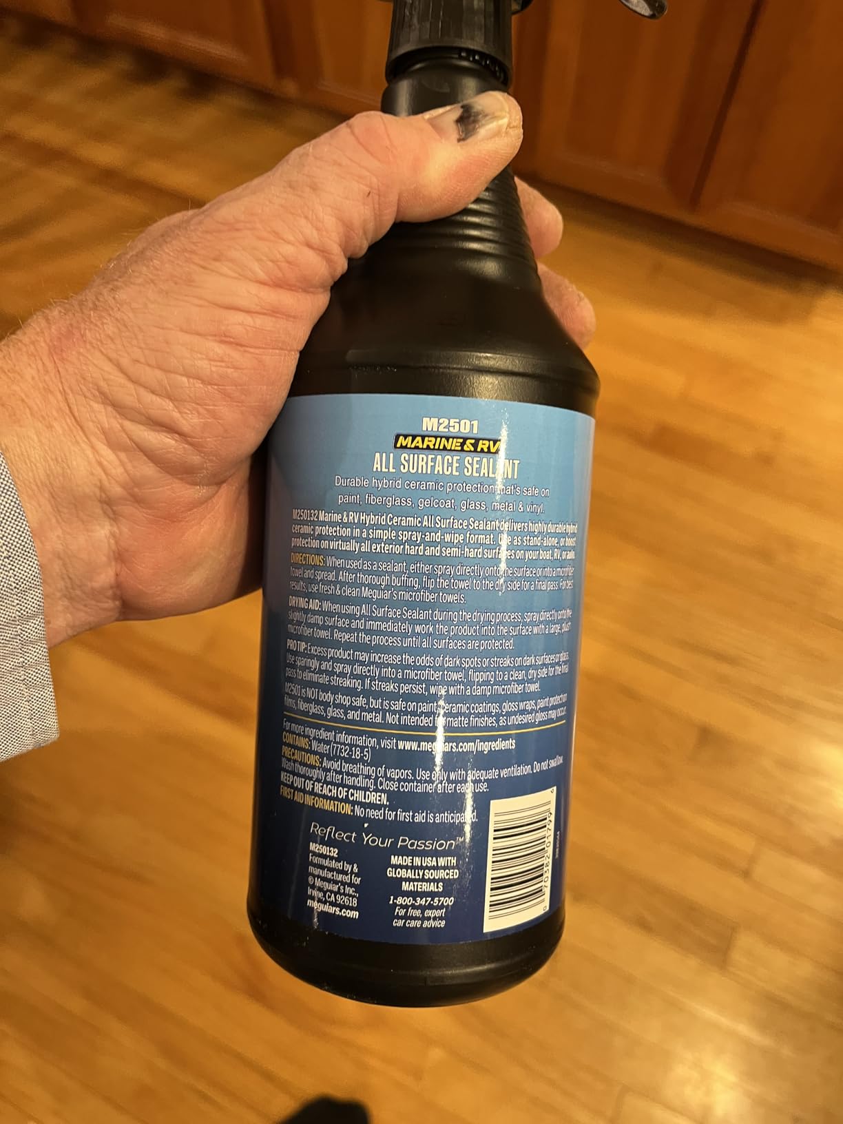 Meguiar's M2501 Marine/RV Hybrid Ceramic All Surface Sealant, 32oz - Premium Fiberglass and Gel Coat Sealant that Boosts Gloss, Beading & Protection from UV Damage - Easy to Apply and Wipe Off customer photo 2