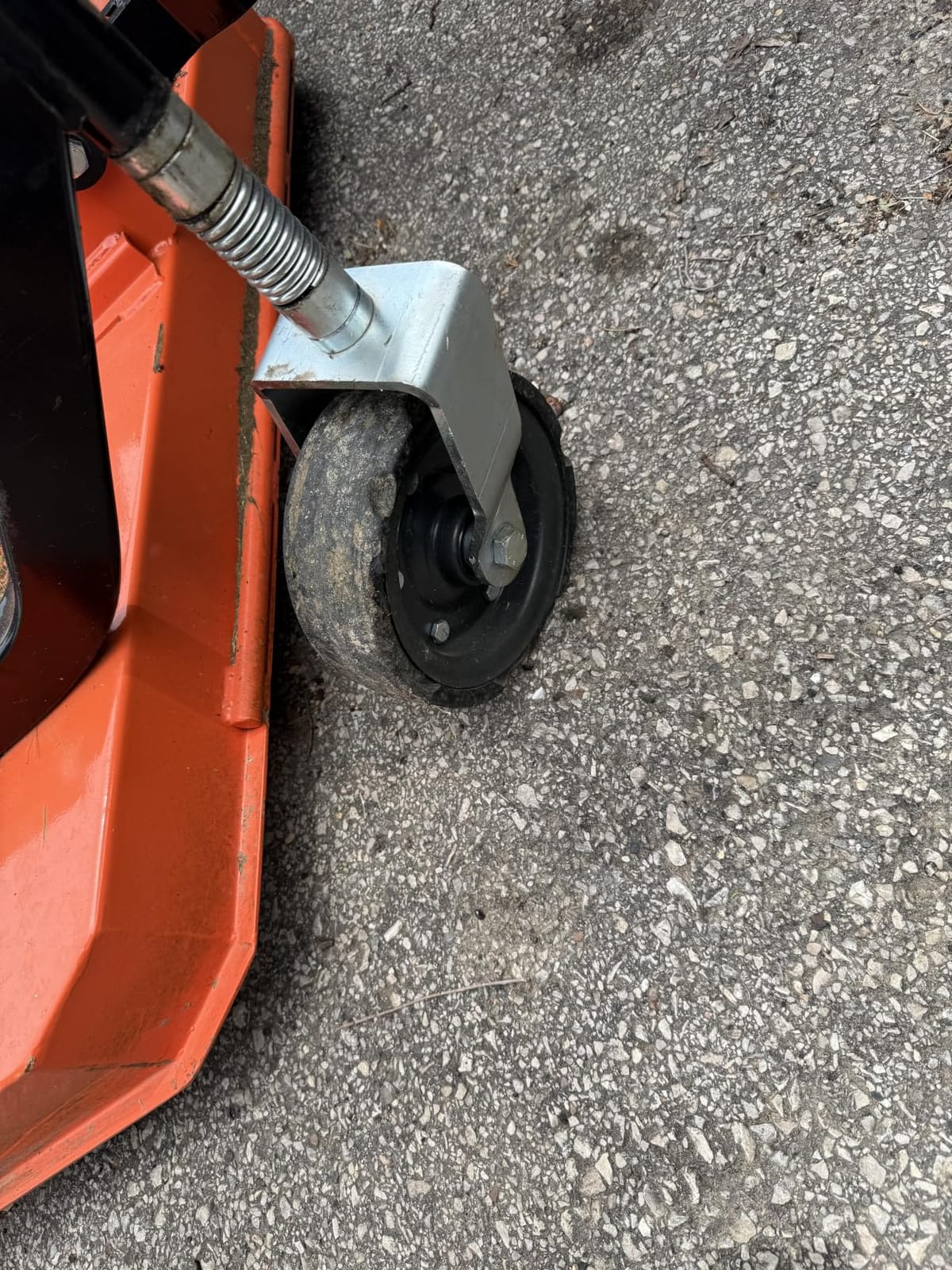 3 Point PTO 48'' Working Width Finish Mower Attachment for 18-50hp Tractor, Category 1 Hitch, 4-Tires, 0.4'' - 4.5'' Adjustable Cutting Height, Model FM120 customer photo 2