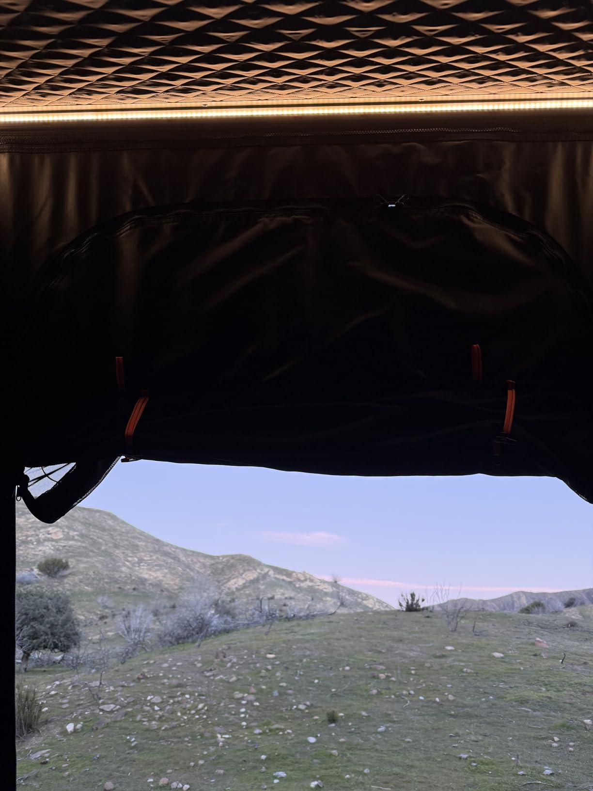 Explorer Pro Rooftop Tent Hard Shell, 2-3 Person Aluminum Roof Top Tent customer photo 1