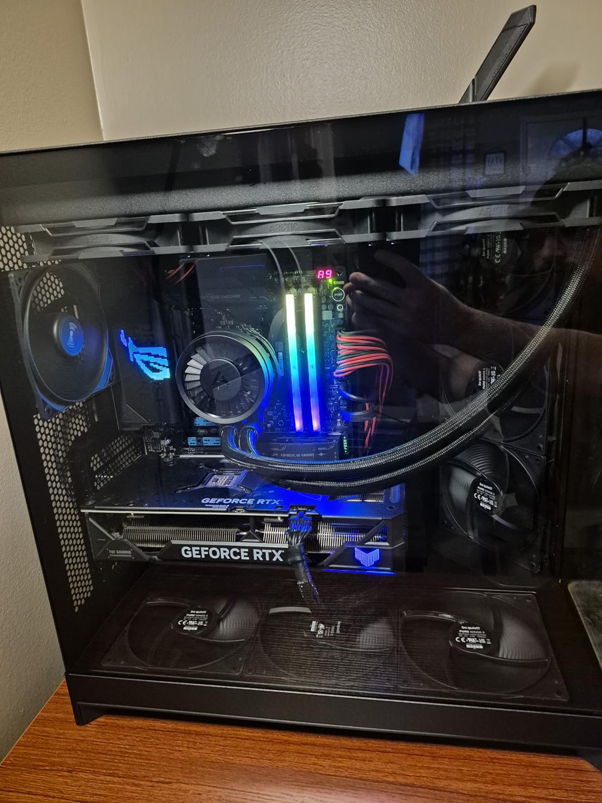 NZXT H9 Flow - Dual-Chamber ATX PC Case - Black customer photo 2