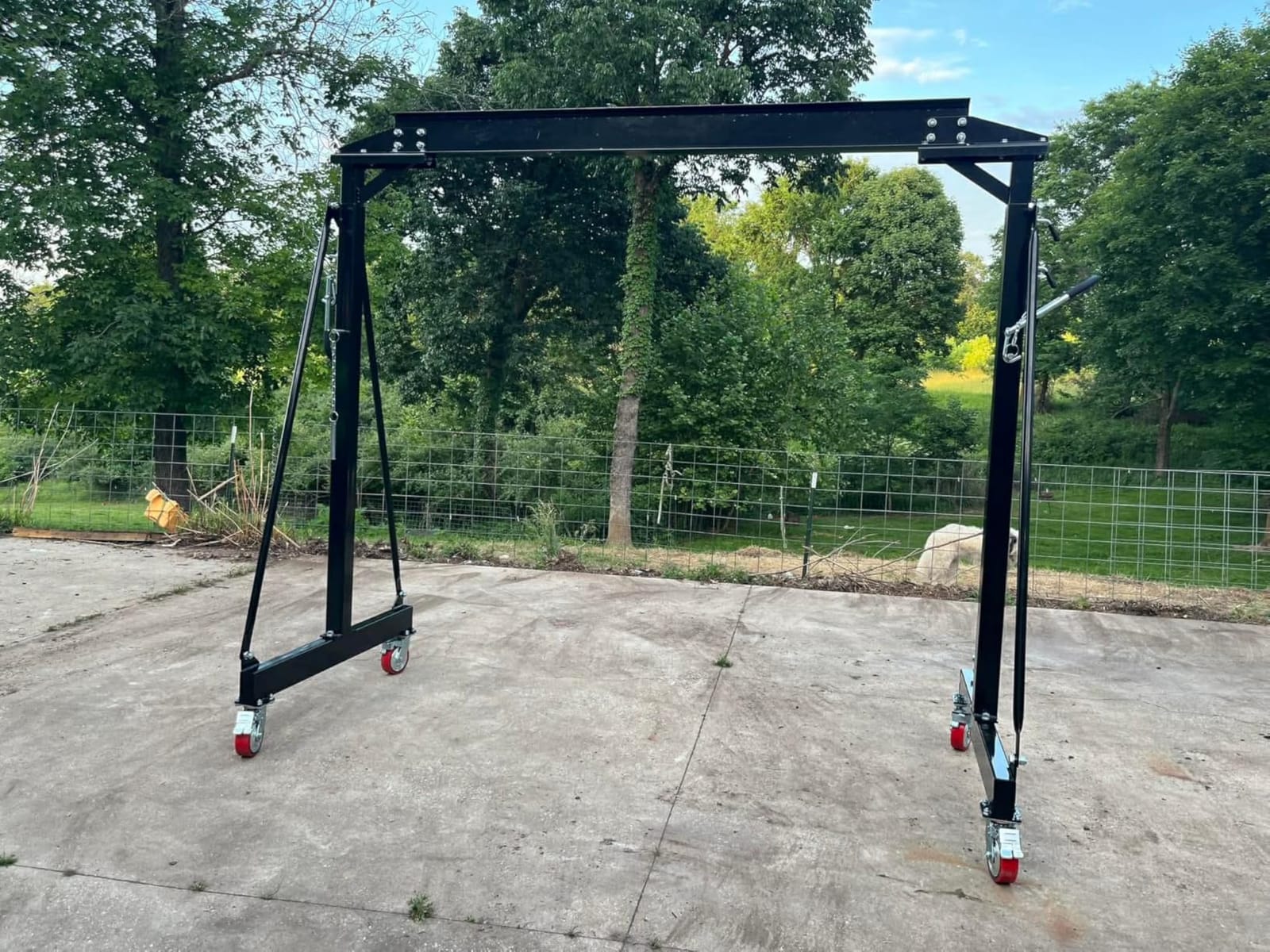 3 Ton 6600Lb Gantry Crane, 8.53FT Maximum Width, 8.53-12.47ft Adjustable Height, Portable Shop Lift Hoist with 3 Ton Manual Trolley, Black customer photo 1
