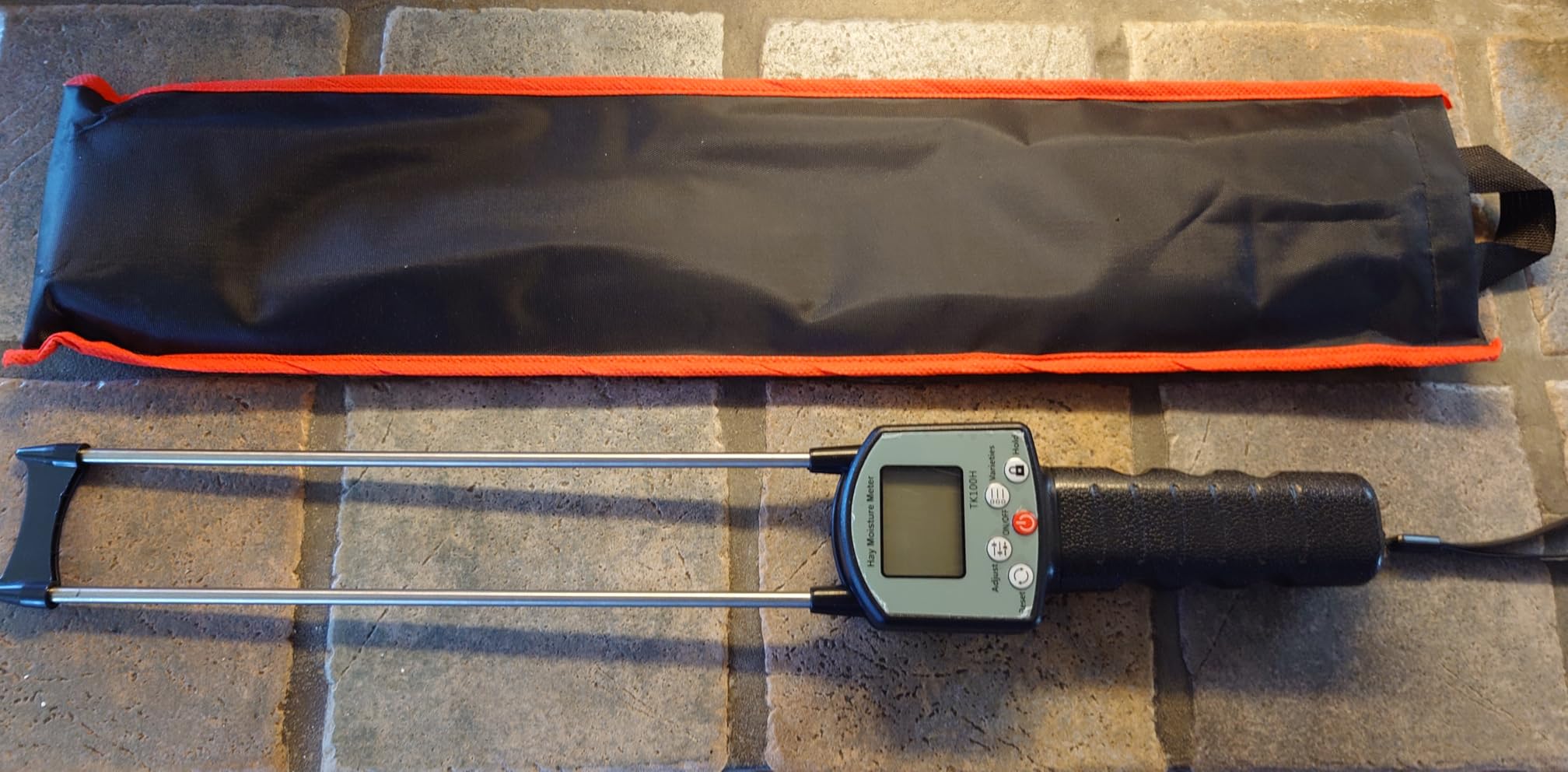 Digital Hay Moisture Meter Tester - TrueMoist Tech, Heavy-Duty Probe for Hay, Alfalfa, Clover, Grass - Fast, Accurate Moisture Readings for Farming & Livestock customer photo 2