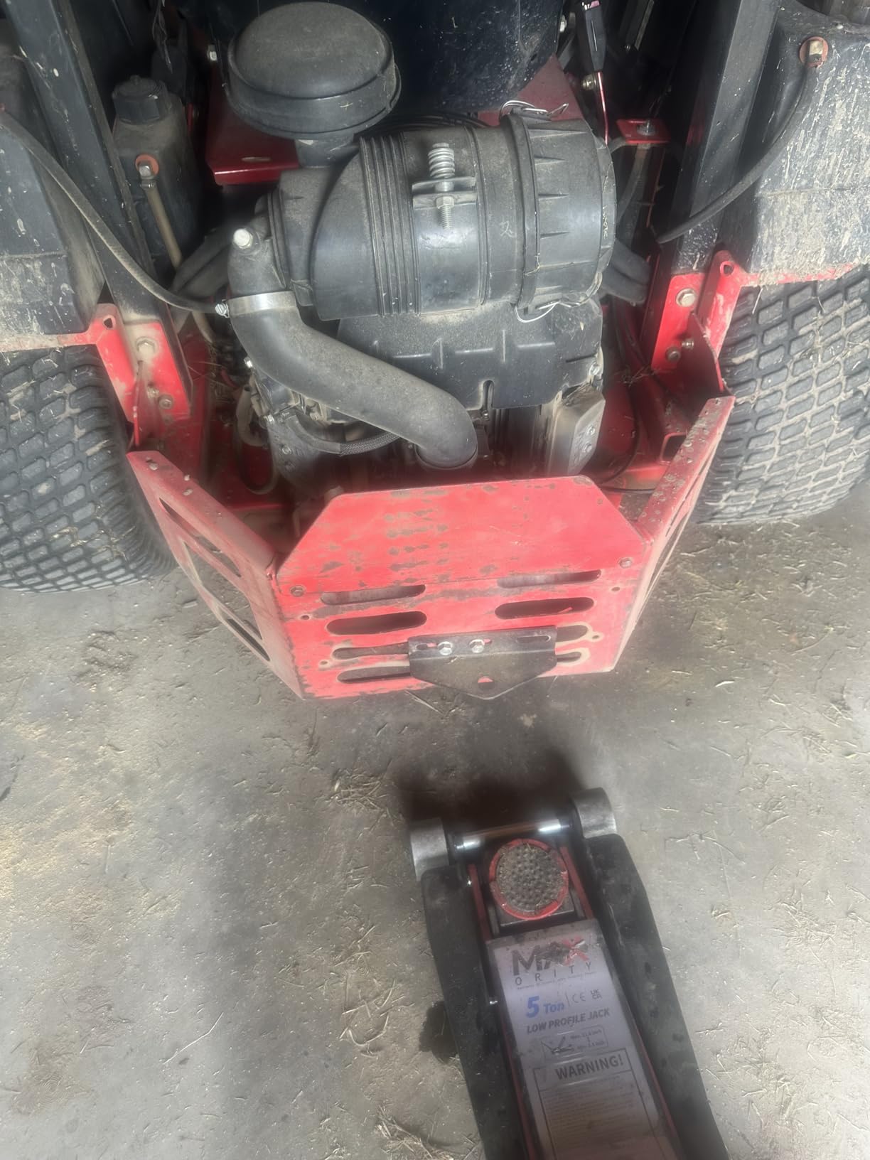 5-Ton (11000lbs) Low Profile Hydraulic Super Heavy-Duty Steel Floor Jack with Dual Pistons Quick Lift Pump, Home and Workshop Car Maintenance for Various Vehicles (Red, 5 Ton Low Profile) customer photo 1