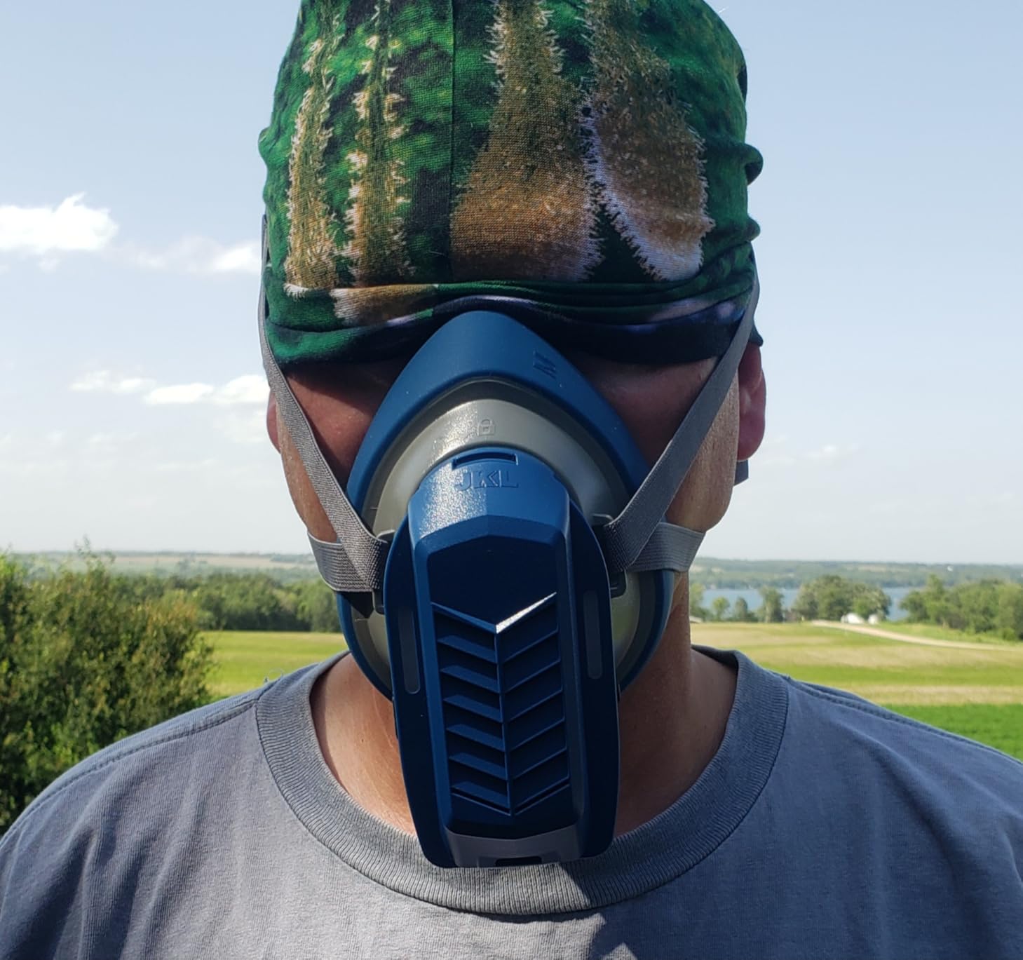 PuriCurrent Mini Powered Respirator. Dust gas respirator mask with fan and H13 HEPA & Active Carbon filters. For paint/woodworking/construction work/DIY. customer photo 2