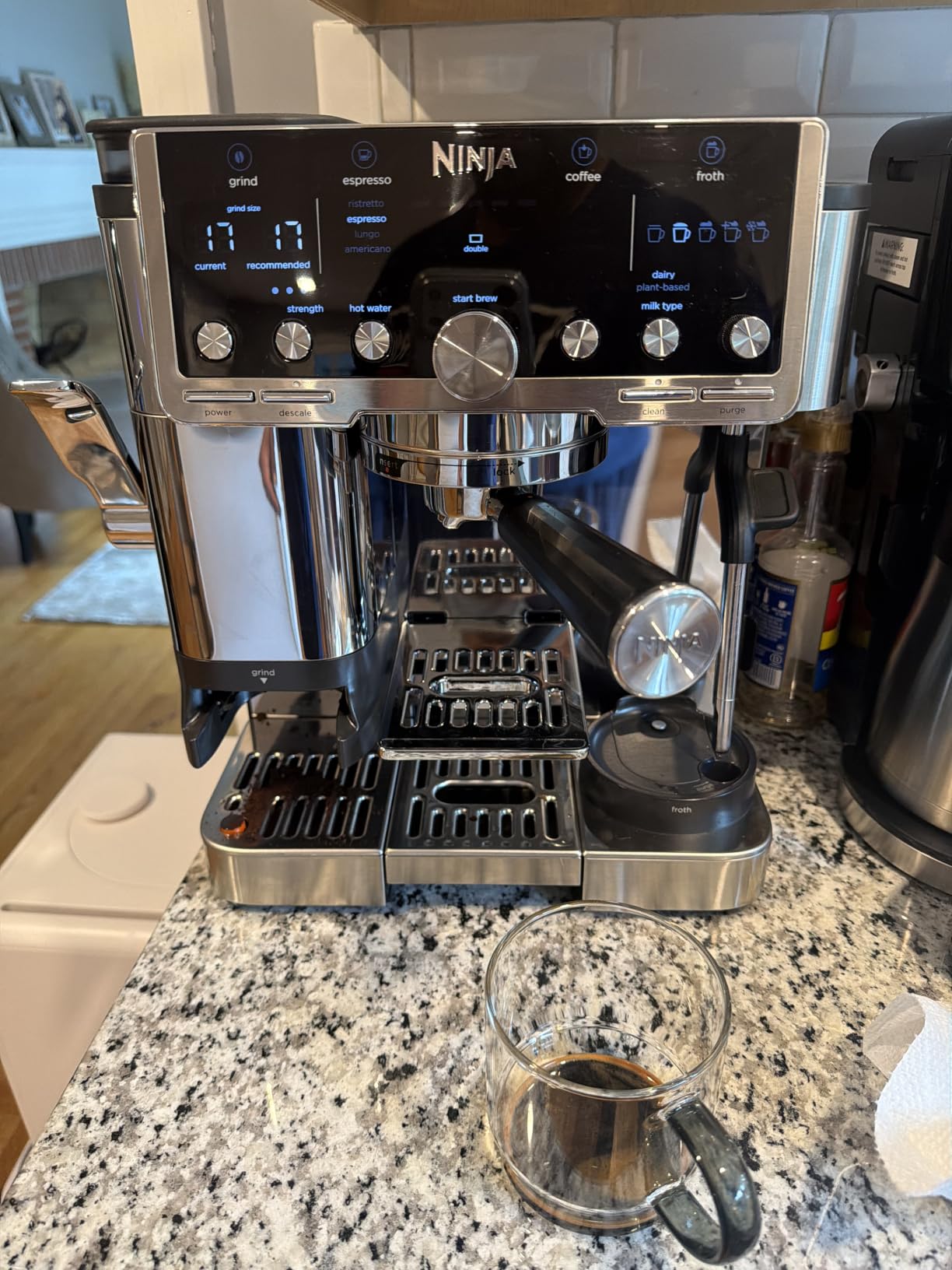 Ninja Luxe Café Pro Series, Espresso, Cold Brew, Hot Water, ES701 customer photo 1