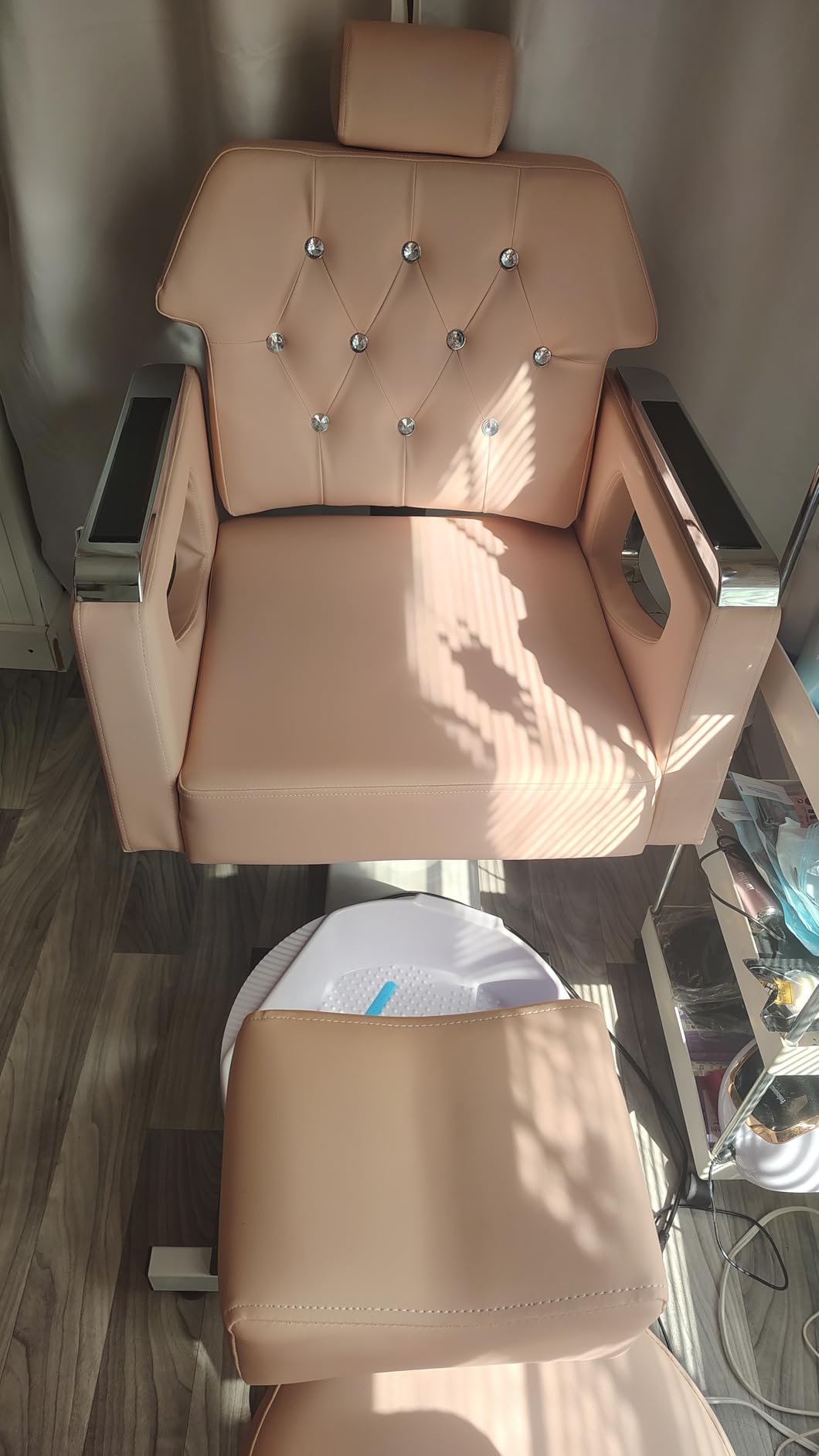 Pedicure Chair No Plumbing Pedicure Station for Nail Tech | Hydraulic Lifting | 135° Reclining | Bubble Massage | PU Leather | 450 lbs | Pedicure Chair for Nail Techs Salon Spa customer photo 2