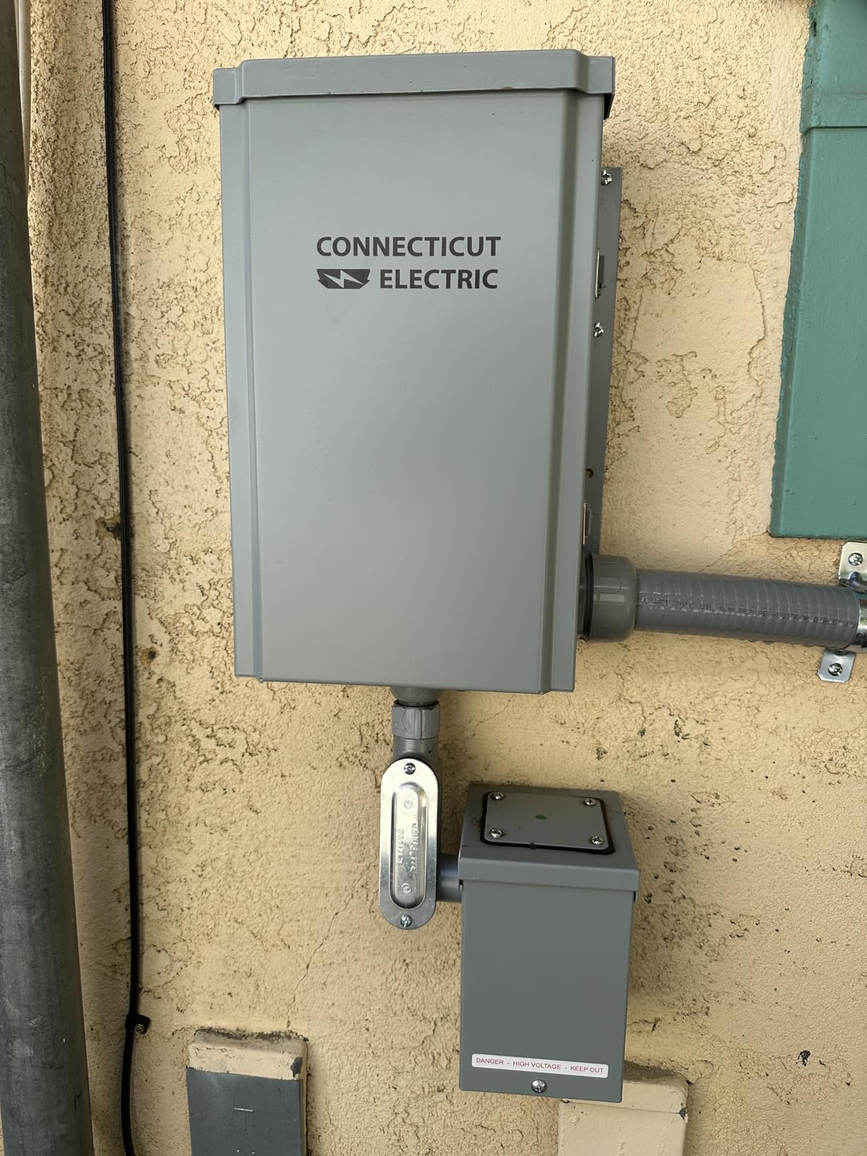 Connecticut Electric Series 2 Backup Power Manual Transfer Switch Kit, 50 Amp, 10 Circuits, with 25' Cord & Outdoor Rated 50A Inlet customer photo 1