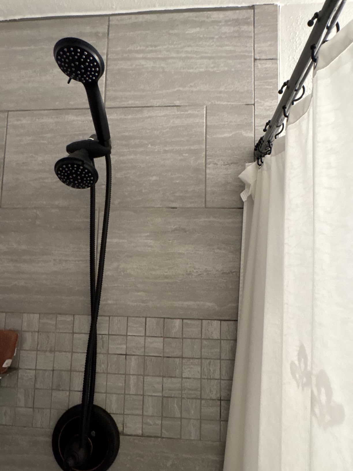 Moen Attune Dual Shower Head with Handheld Sprayer Combo, 6 Handheld Spray Settings & 8 Function Shower Head, Chrome Finish, 218C0 customer photo 2