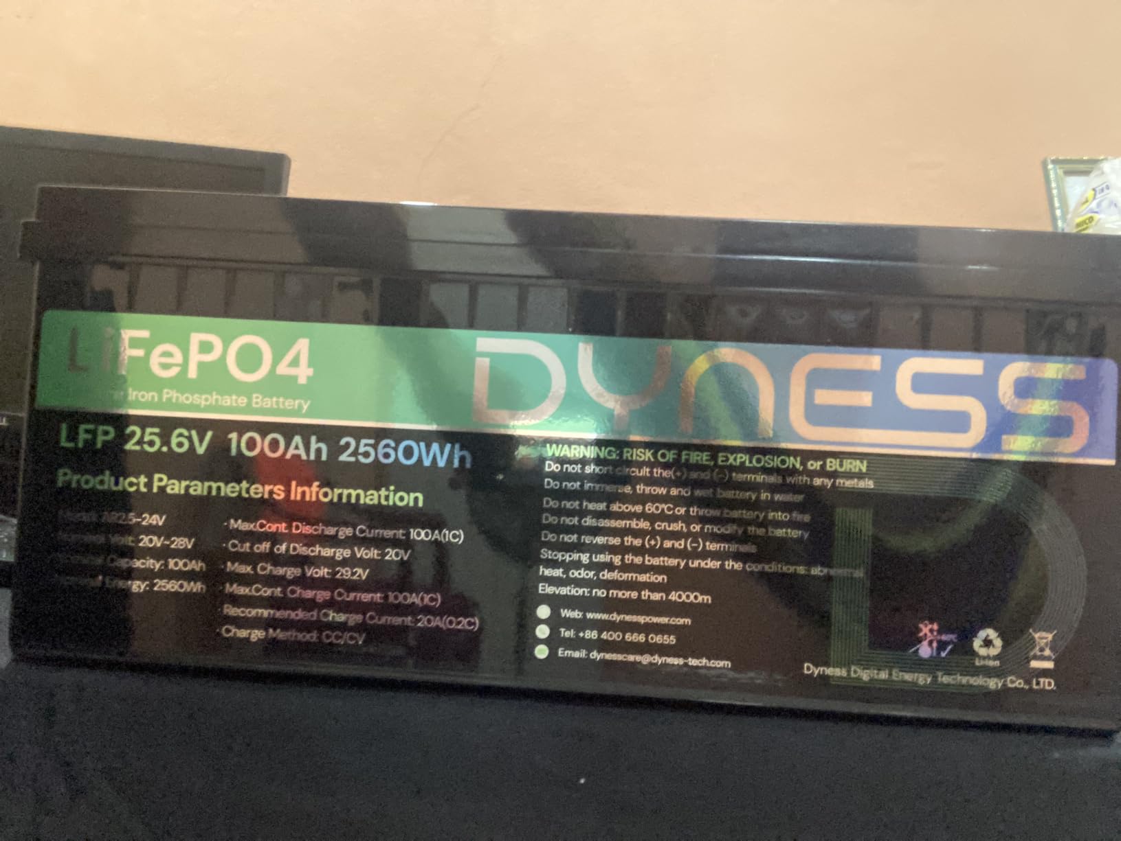 24V 100Ah LiFePO4 Battery, 24V Lithium Battery with 2560W Power, Built-in 100A BMS with Low Temp Protection, Supports 4P2S Connection, Up to 20.48kWh, Perfect for RV, Solar System, Marine customer photo 1