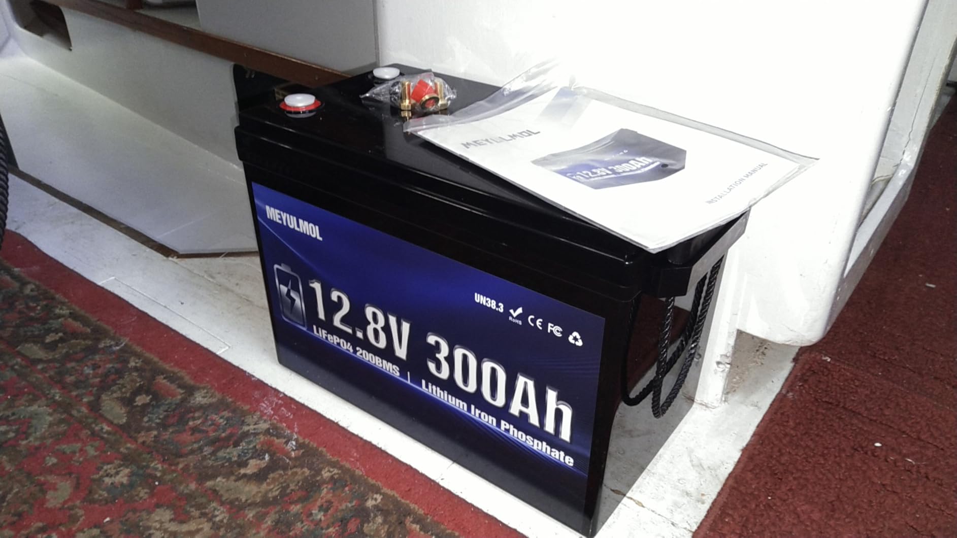12V 300Ah LiFePO4 Lithium Battery, Upgraded 200A BMS System, Up to 15000+ Cycles Life, 3840Wh Rechargeable Lithium Battery with Low-Temp Protection for RV Solar Marine Solar Panel Camping customer photo 1
