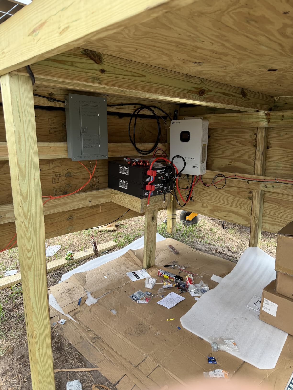 ECO-WORTHY 10KW Output 9.36KWH Off Grid Solar System Complete Kit for Home: 12pcs 195W Solar Panels(2340W)+10KW 120V/240V Inverter (UL 1741)+ 2pcs 48V 100AH Lithium Batteries(UL 1973&UL 9540A) customer photo 1